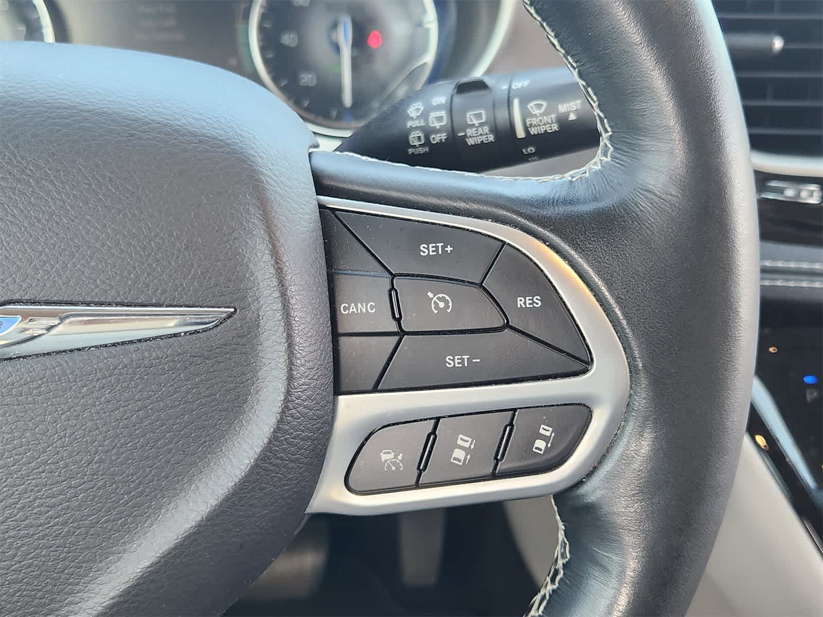 Thumbnail: 2021 Chrysler Pacifica - 28