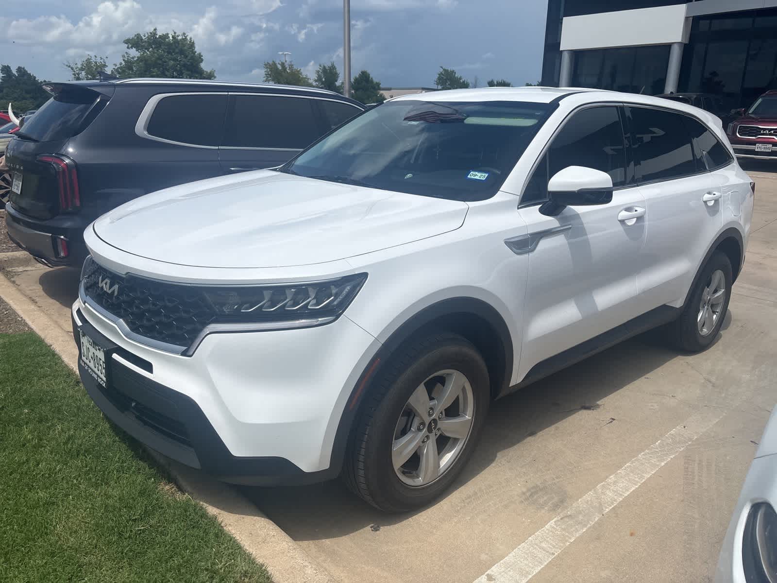 Thumbnail: 2022 Kia Sorento - 1