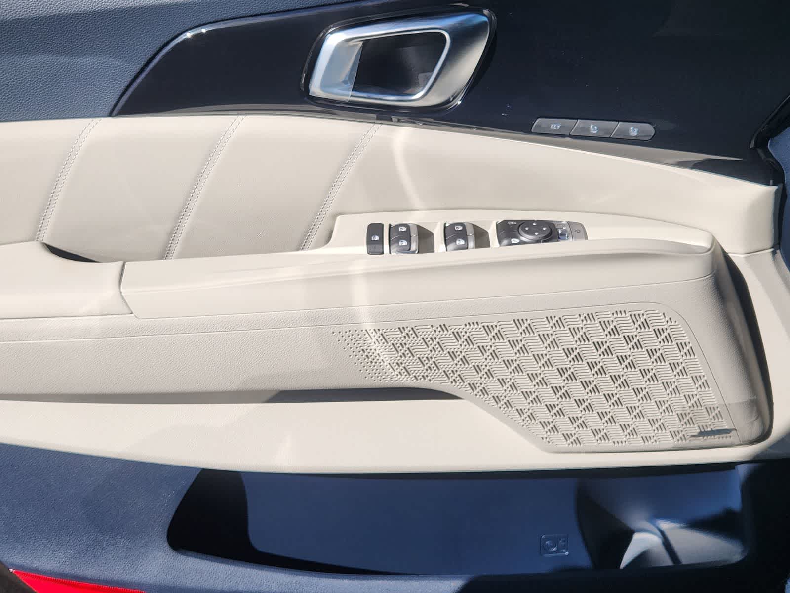 Thumbnail: 2026 Kia Carnival - 18