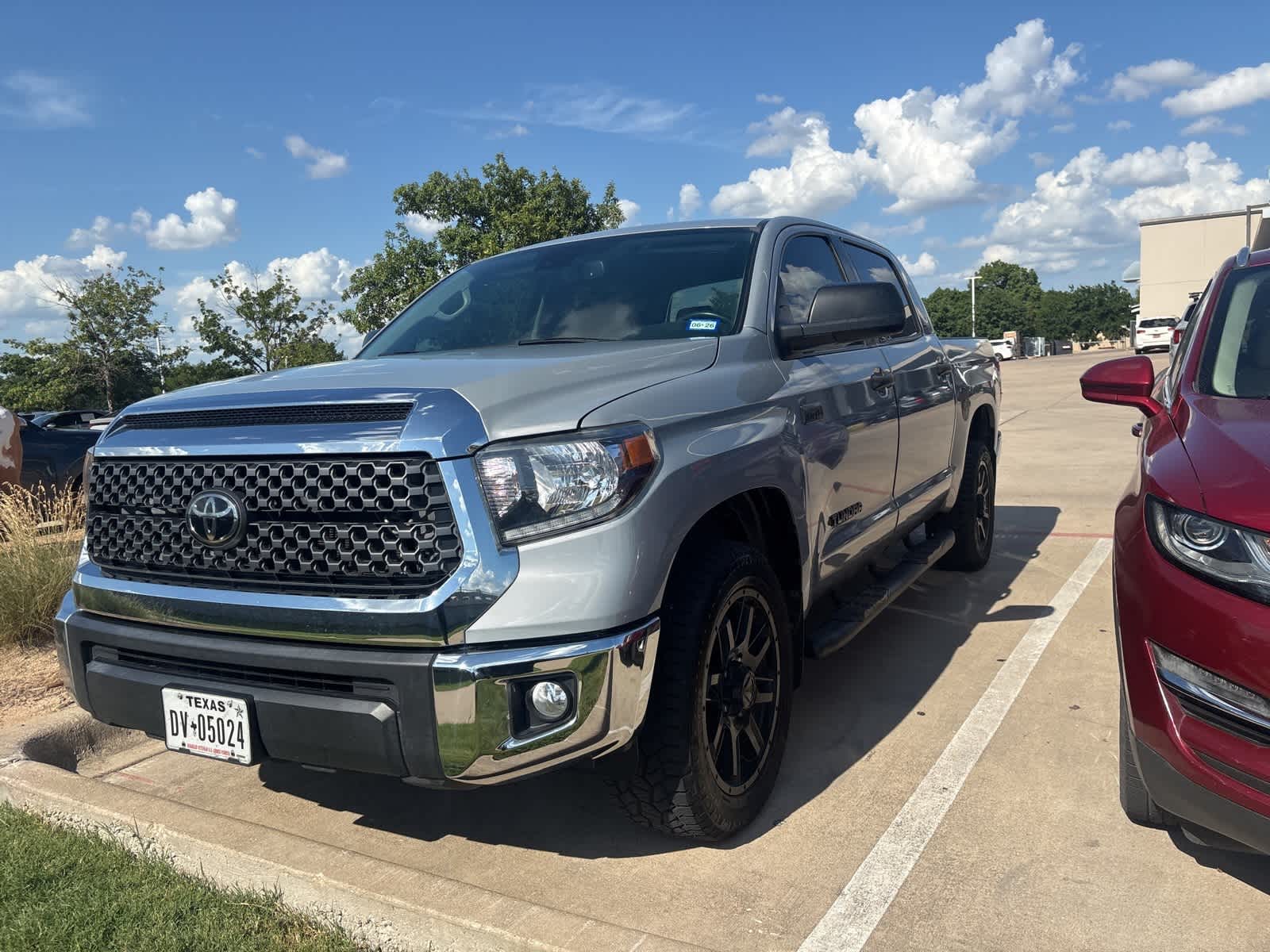 Thumbnail: 2021 Toyota Tundra - 1