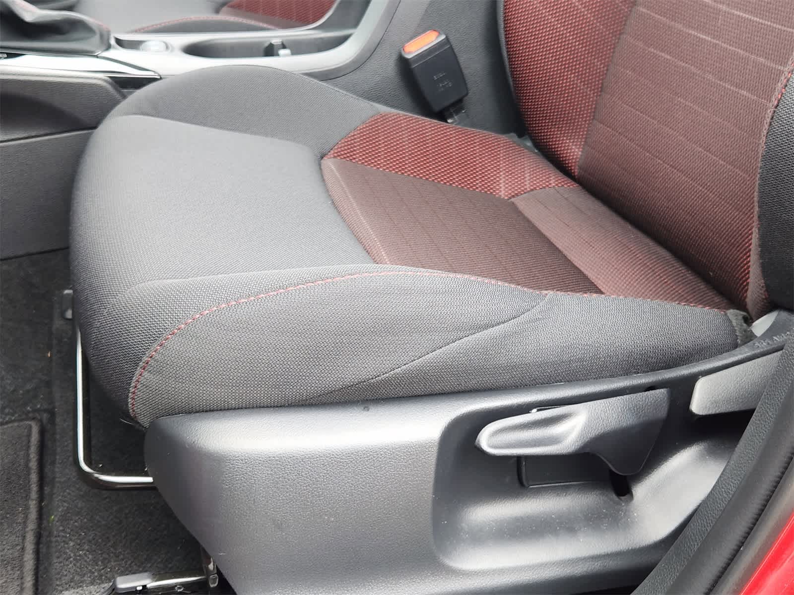 Thumbnail: 2025 Toyota Corolla Cross - 23