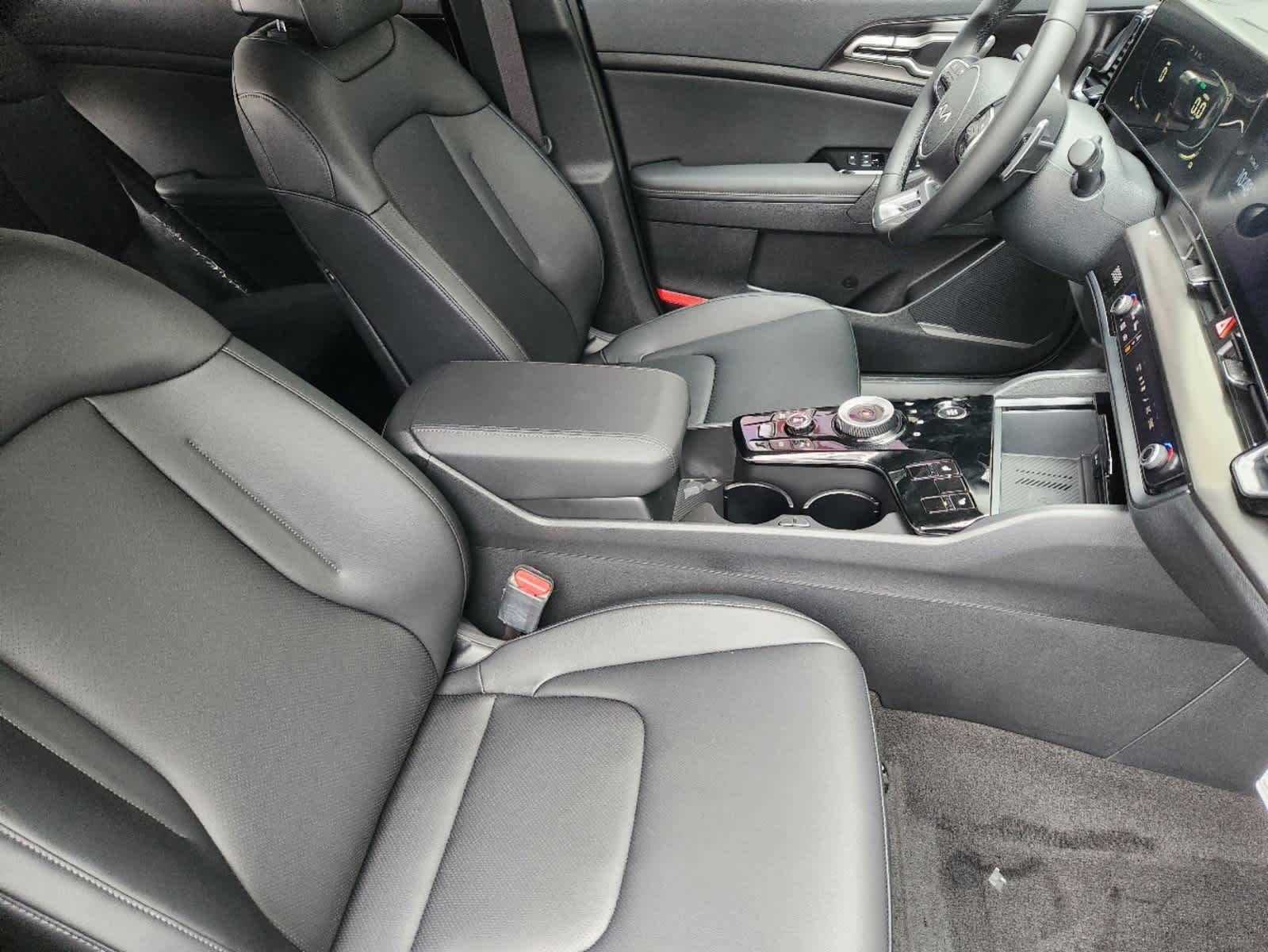 Thumbnail: 2025 Kia Sportage - 11