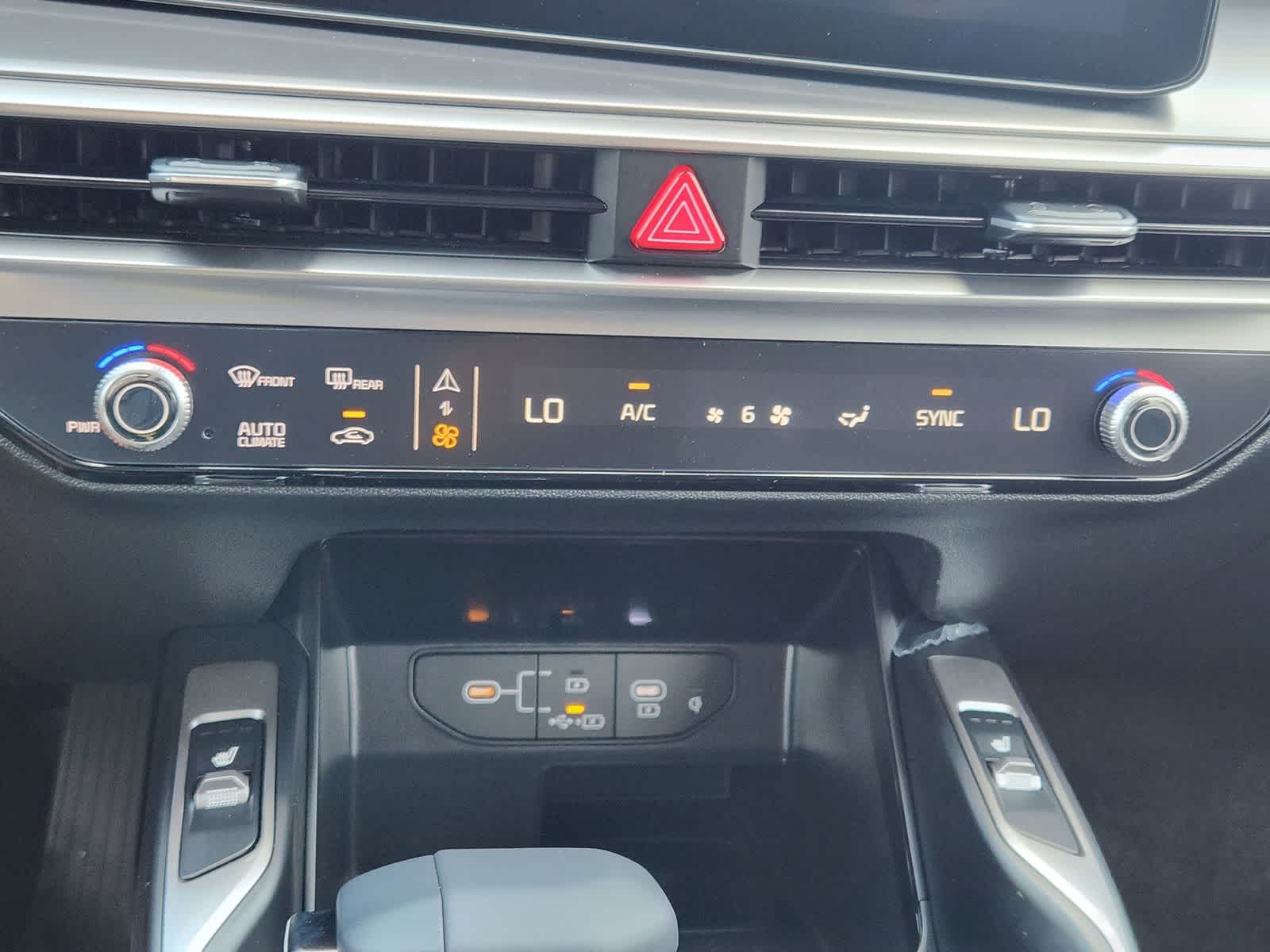 Thumbnail: 2026 Kia Sorento - 18