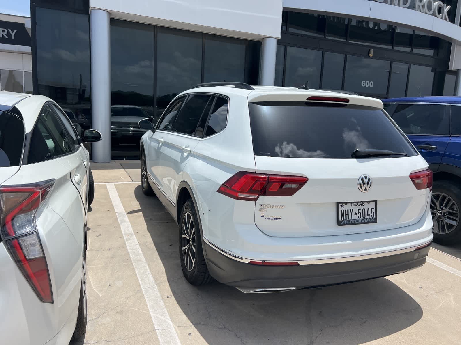 Thumbnail: 2020 Volkswagen Tiguan - 6