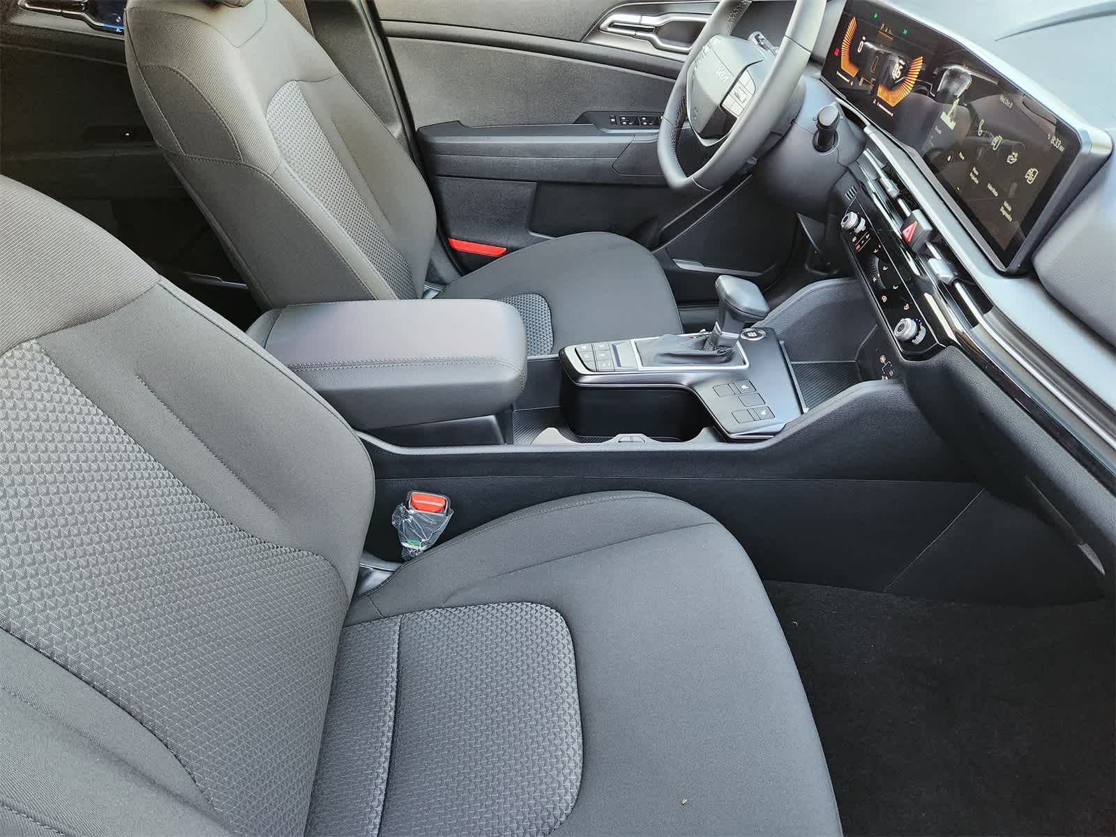 Thumbnail: 2026 Kia Sportage - 12