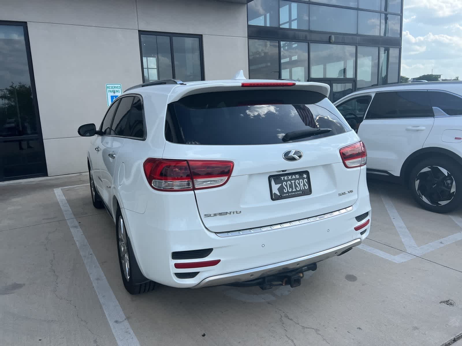 Thumbnail: 2016 Kia Sorento - 6