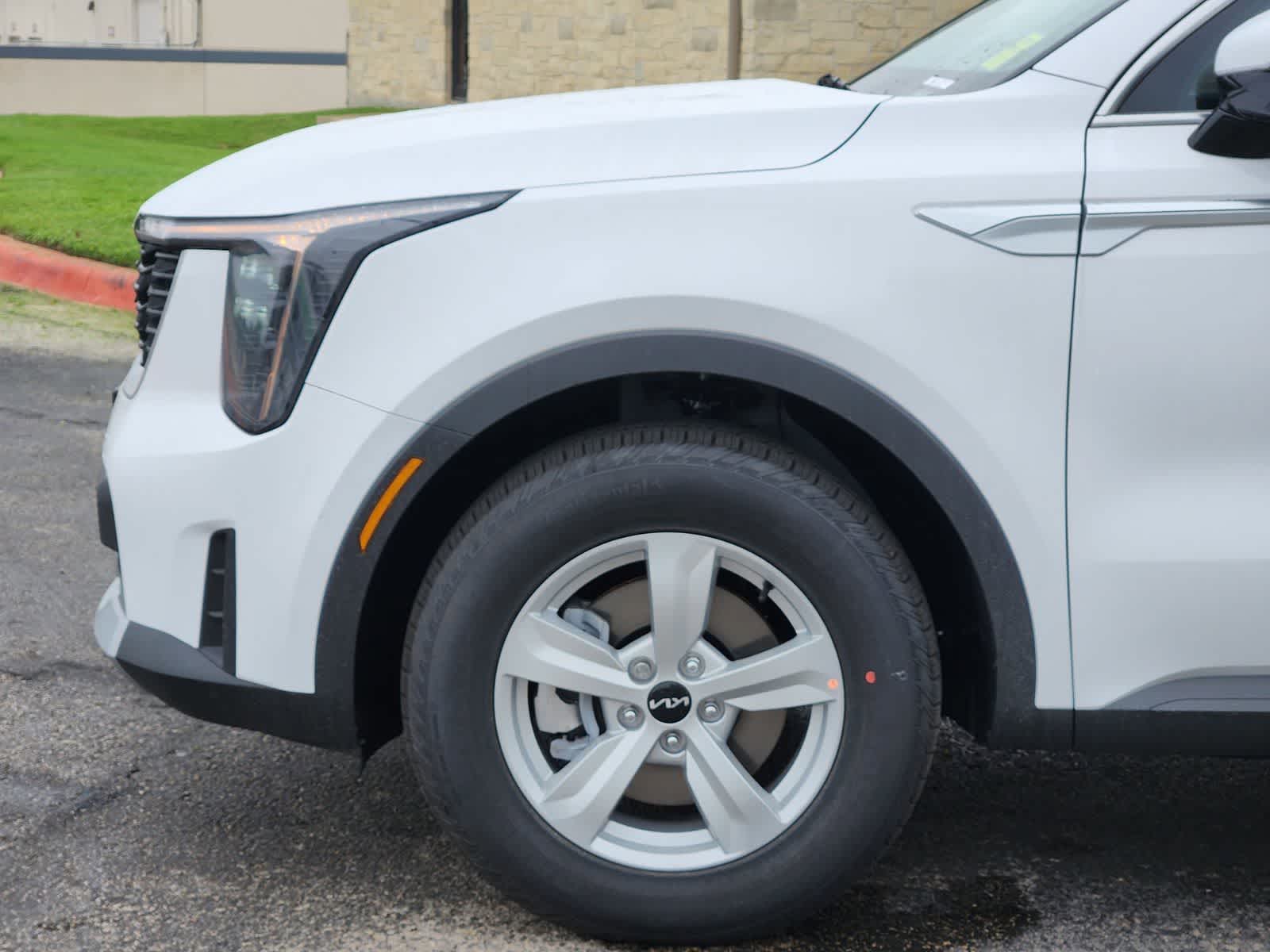 Thumbnail: 2026 Kia Sorento - 8