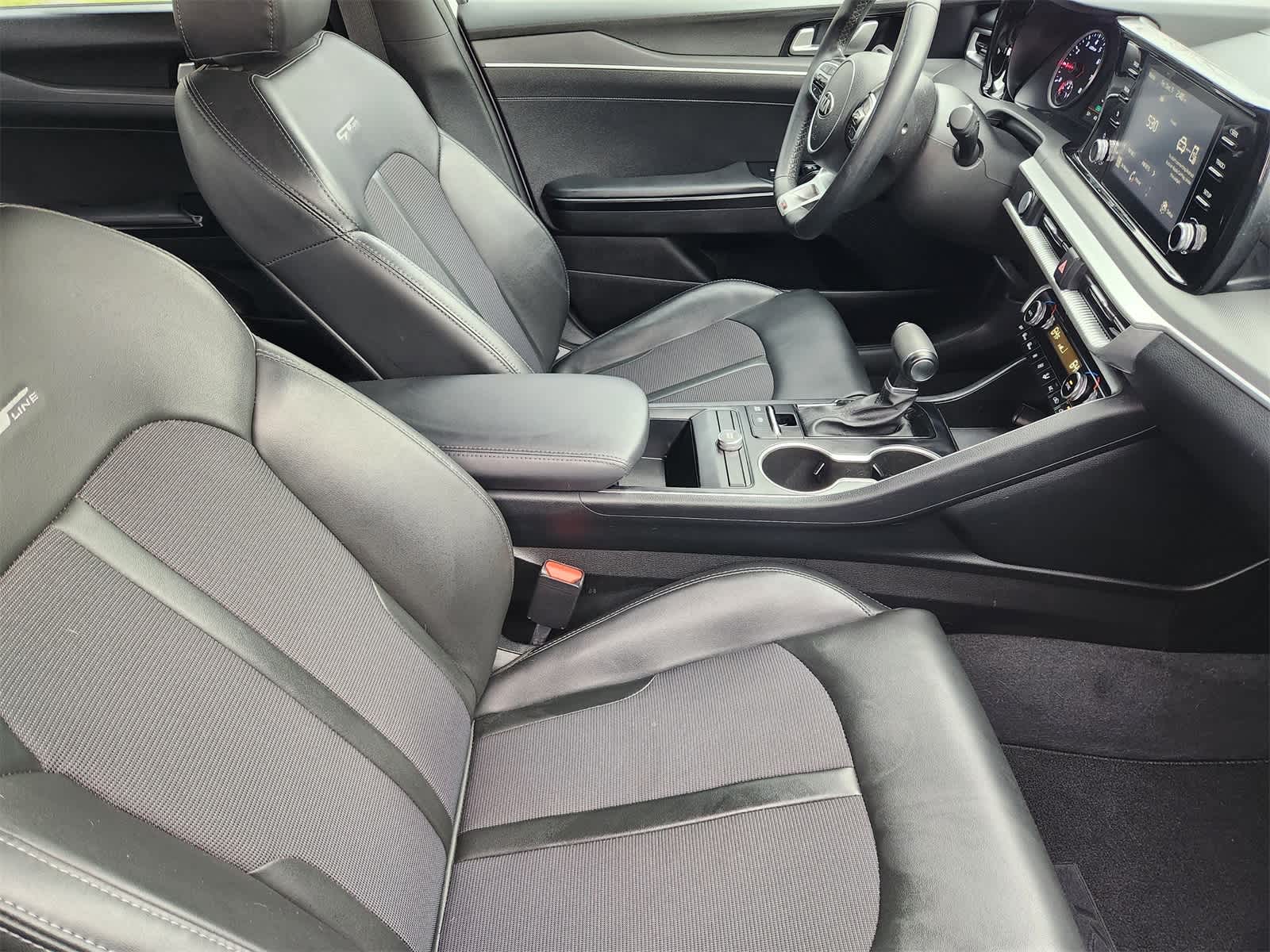 Thumbnail: 2021 Kia K5 - 14