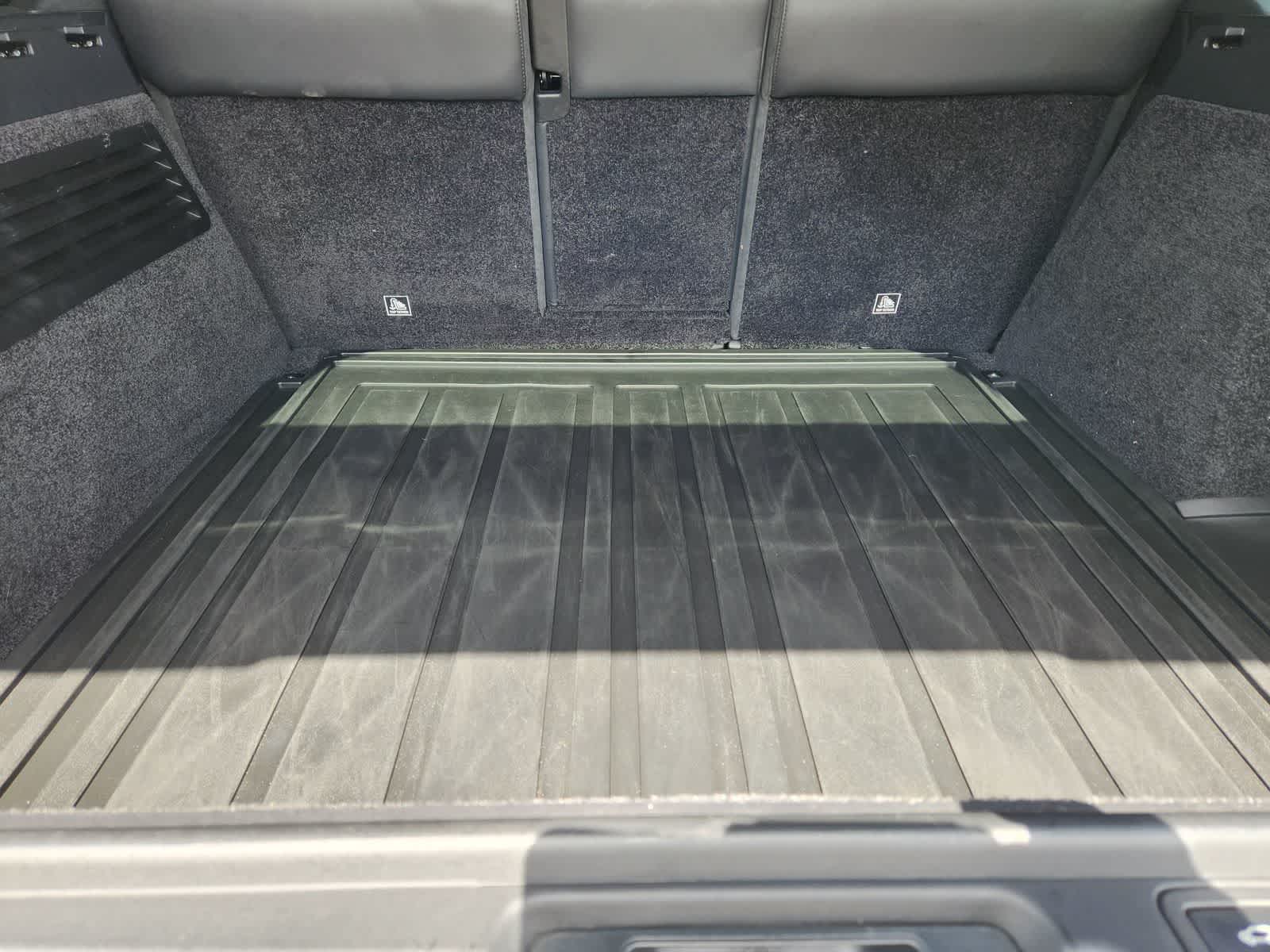 Thumbnail: 2019 Land Rover Range Rover - 29