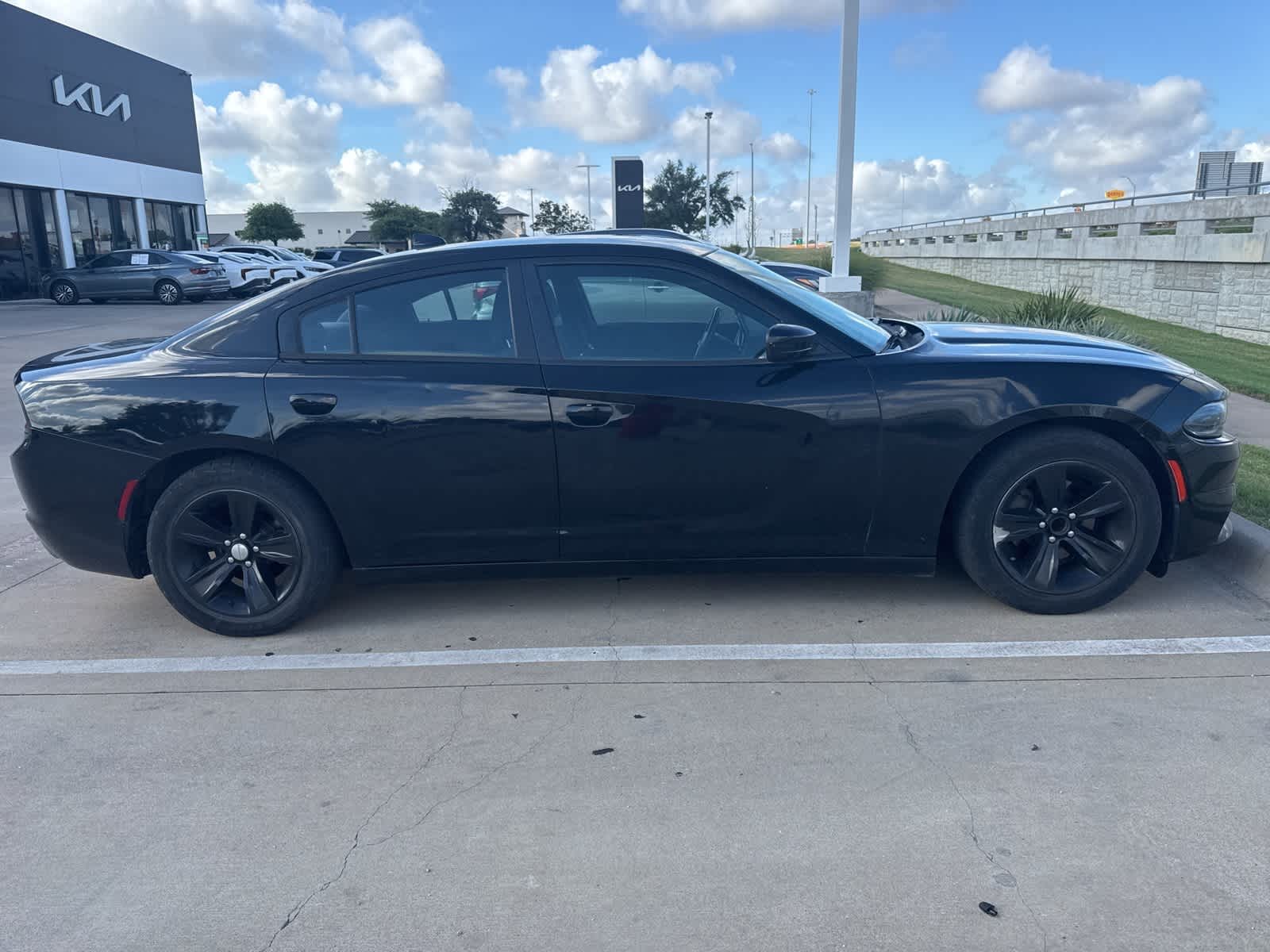 Thumbnail: 2016 Dodge Charger - 3