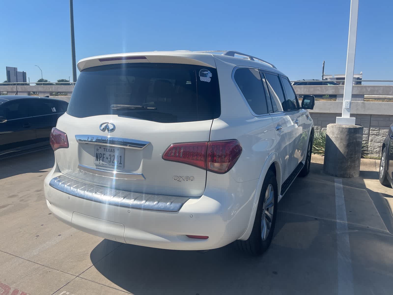 Thumbnail: 2016 INFINITI QX80 - 3