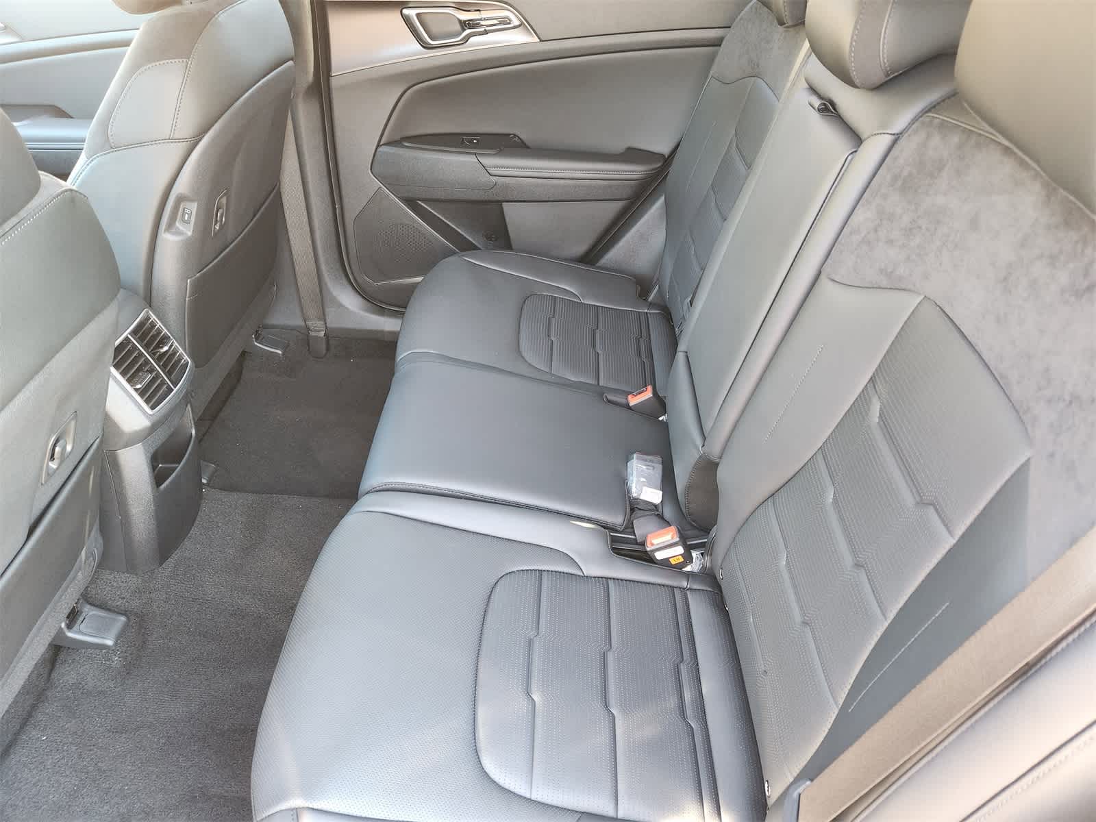 Thumbnail: 2026 Kia Sportage - 23