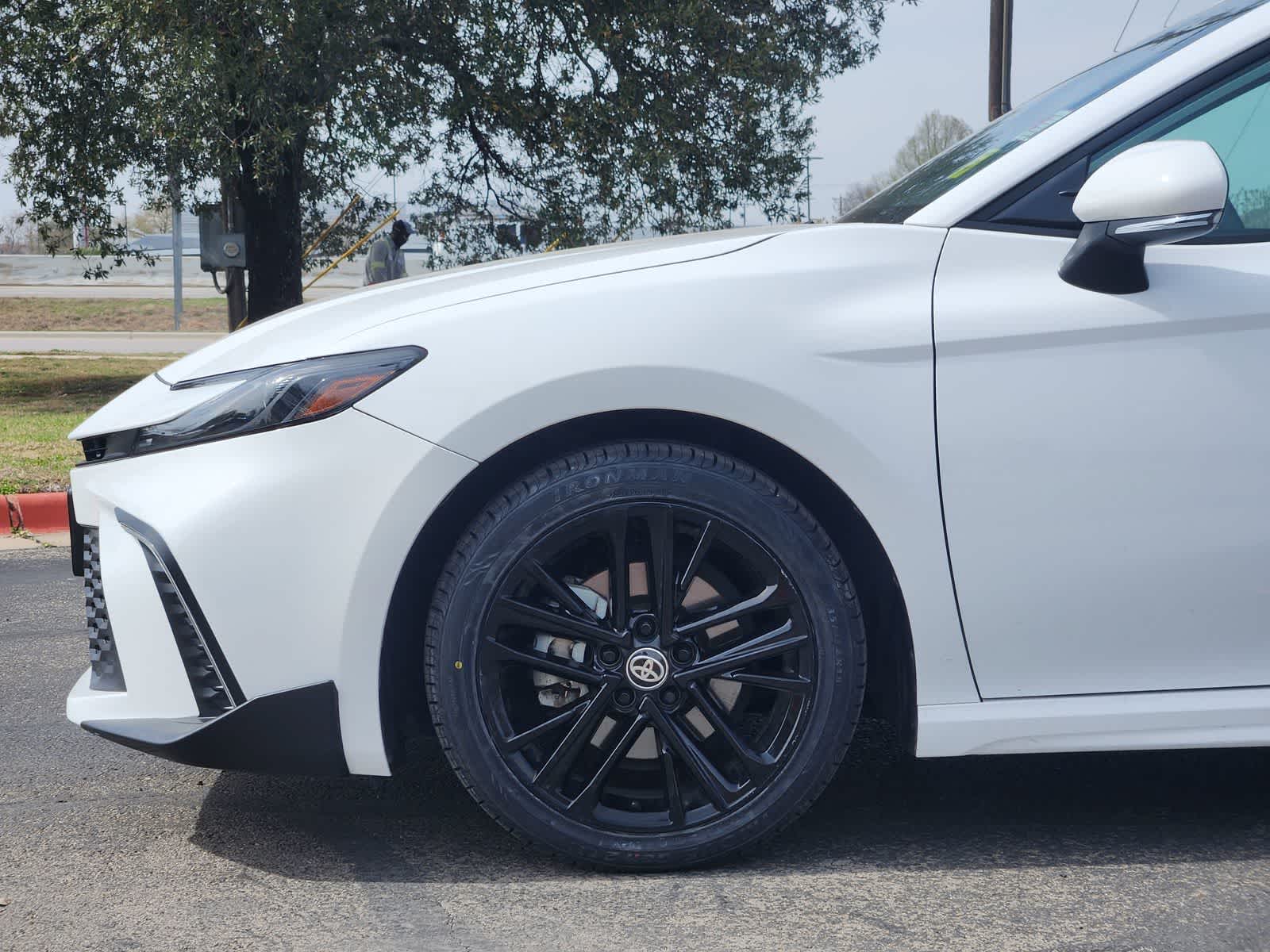 Thumbnail: 2025 Toyota Camry - 8