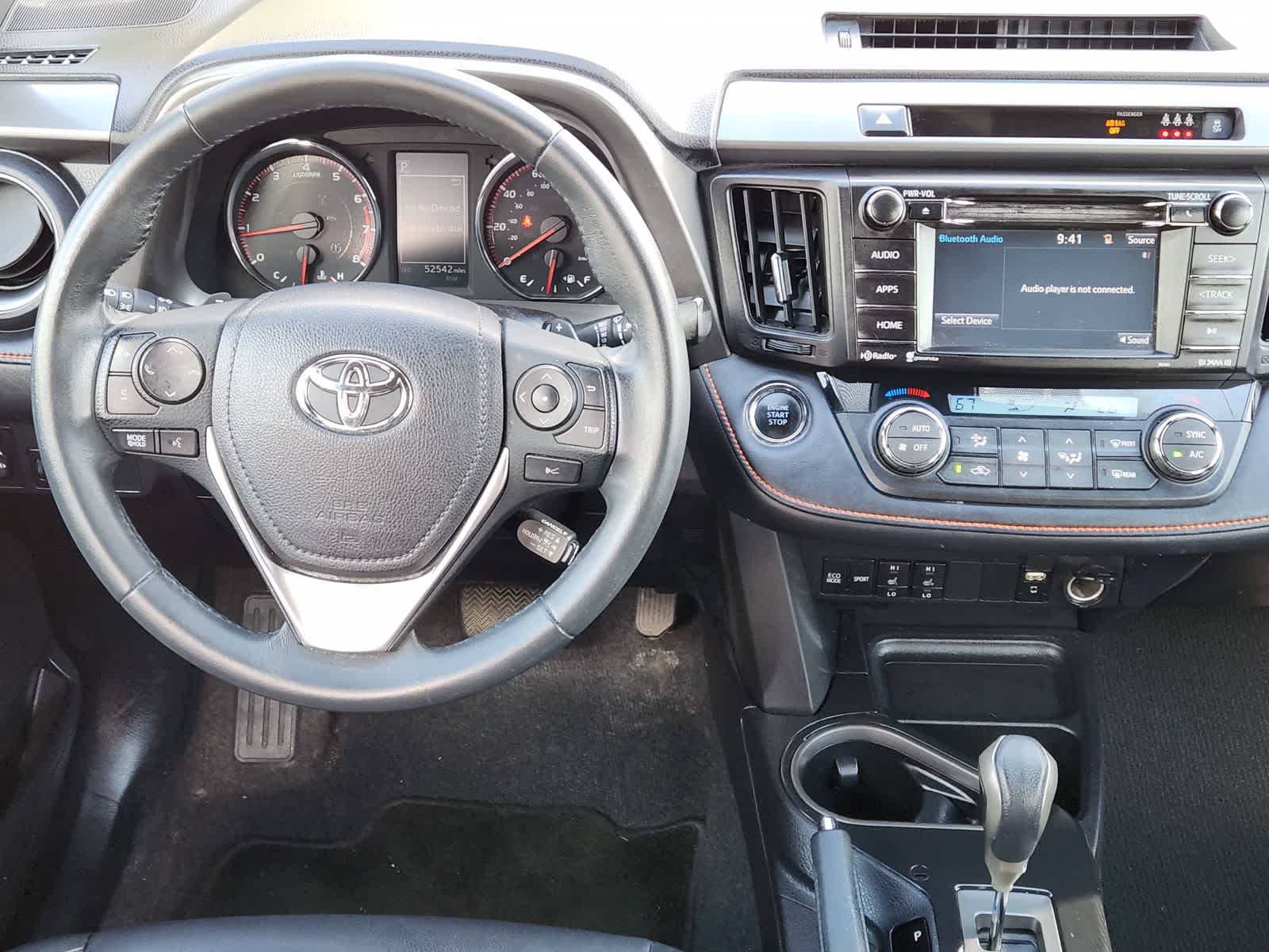 Thumbnail: 2017 Toyota RAV4 - 24