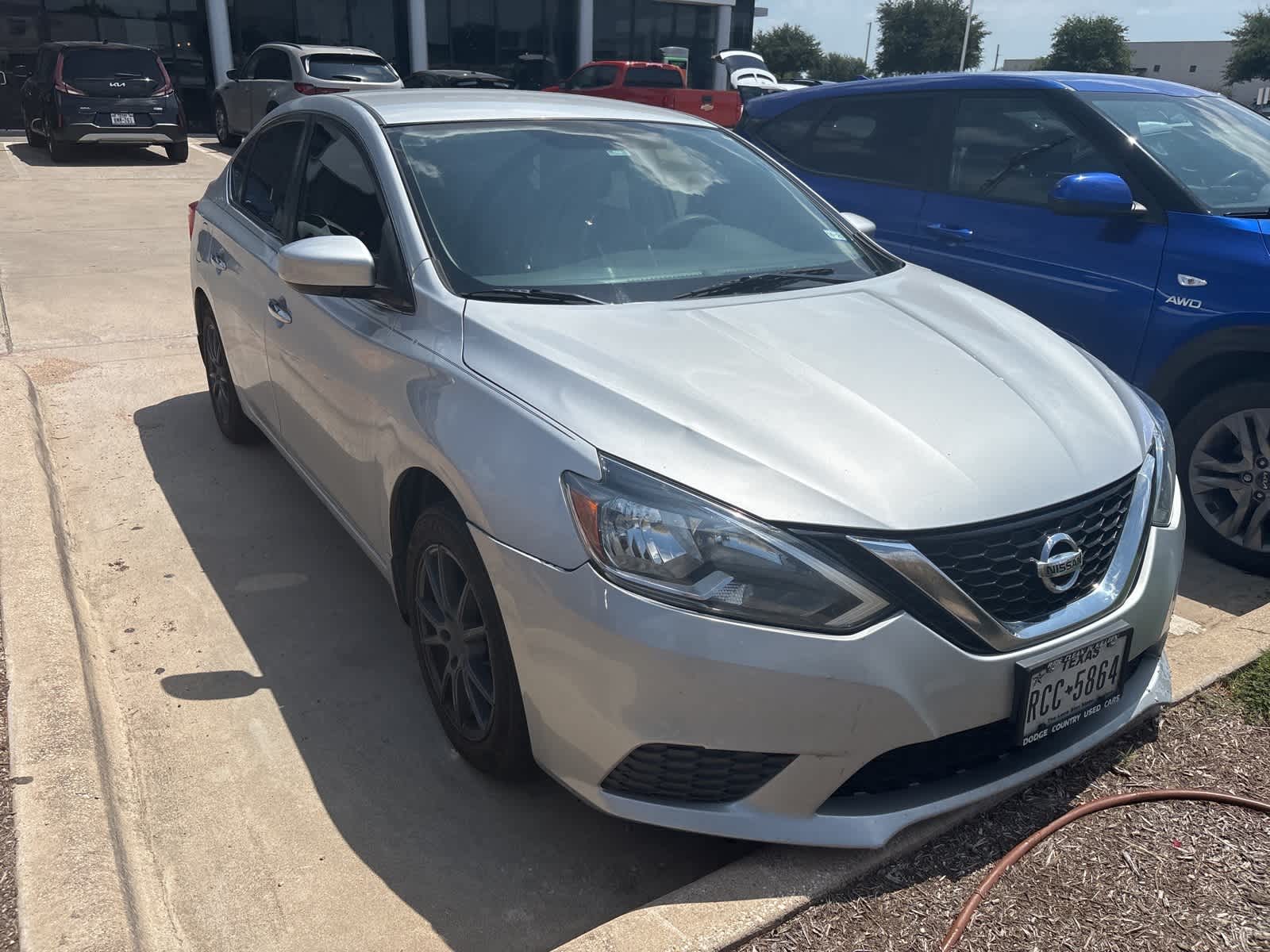 Thumbnail: 2019 Nissan Sentra - 3