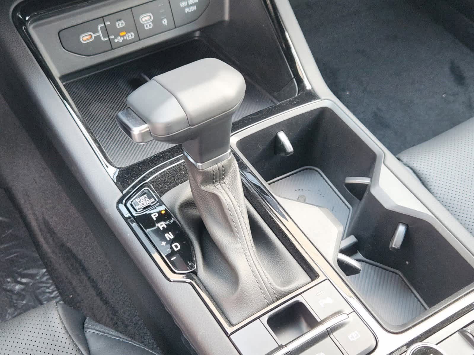 Thumbnail: 2025 Kia K5 - 16