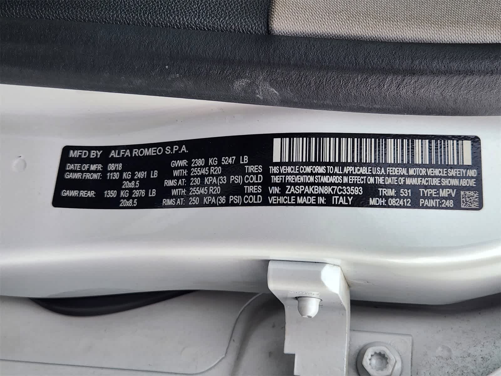 Thumbnail: 2019 Alfa Romeo Stelvio - 32