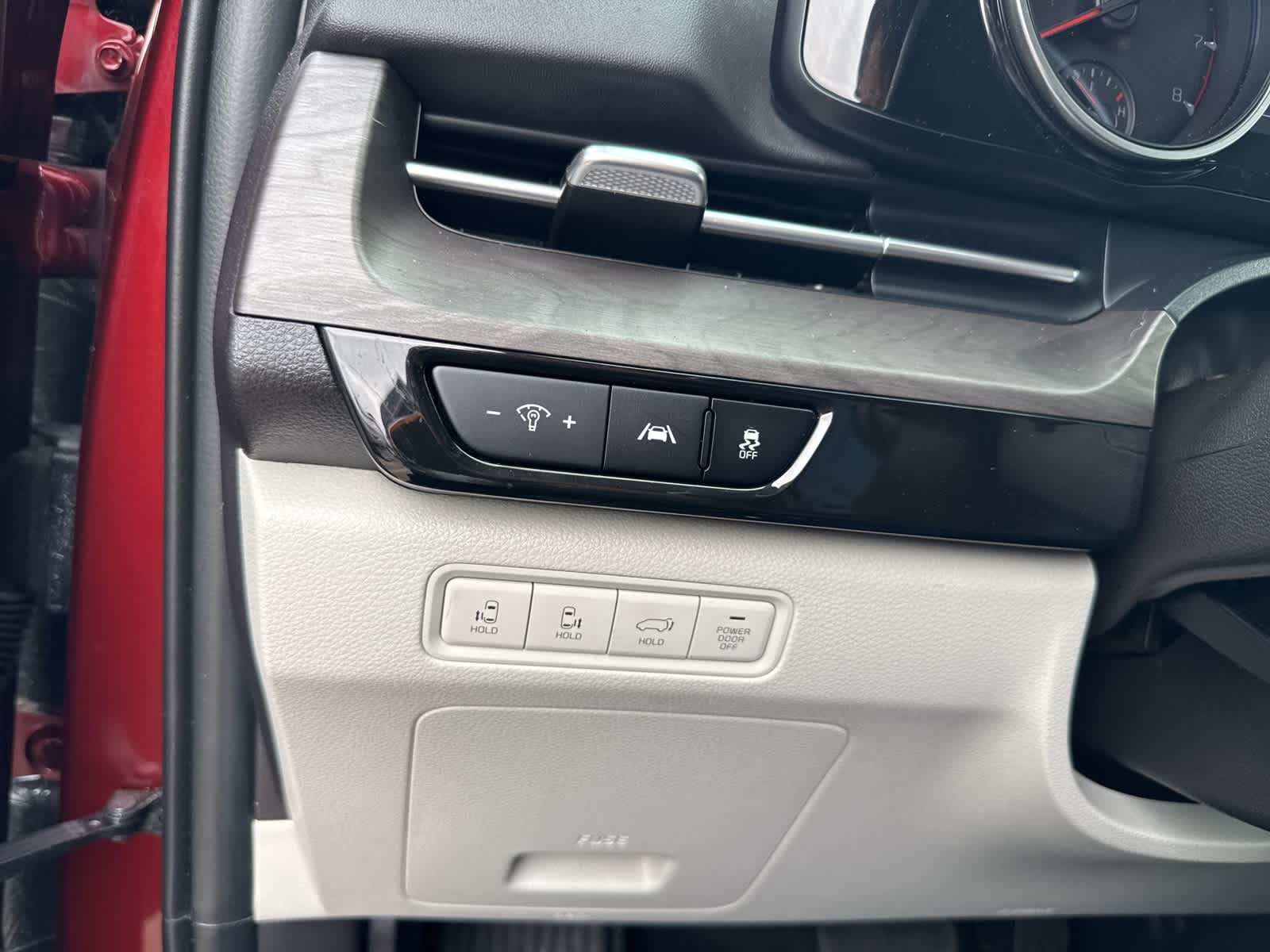 Thumbnail: 2024 Kia Carnival - 12