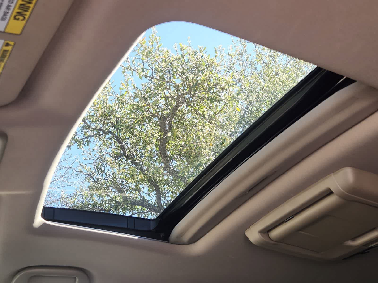 Thumbnail: 2016 Honda Pilot - 25