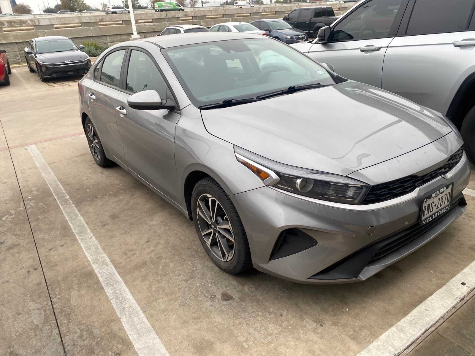 Thumbnail: 2022 Kia Forte - 3