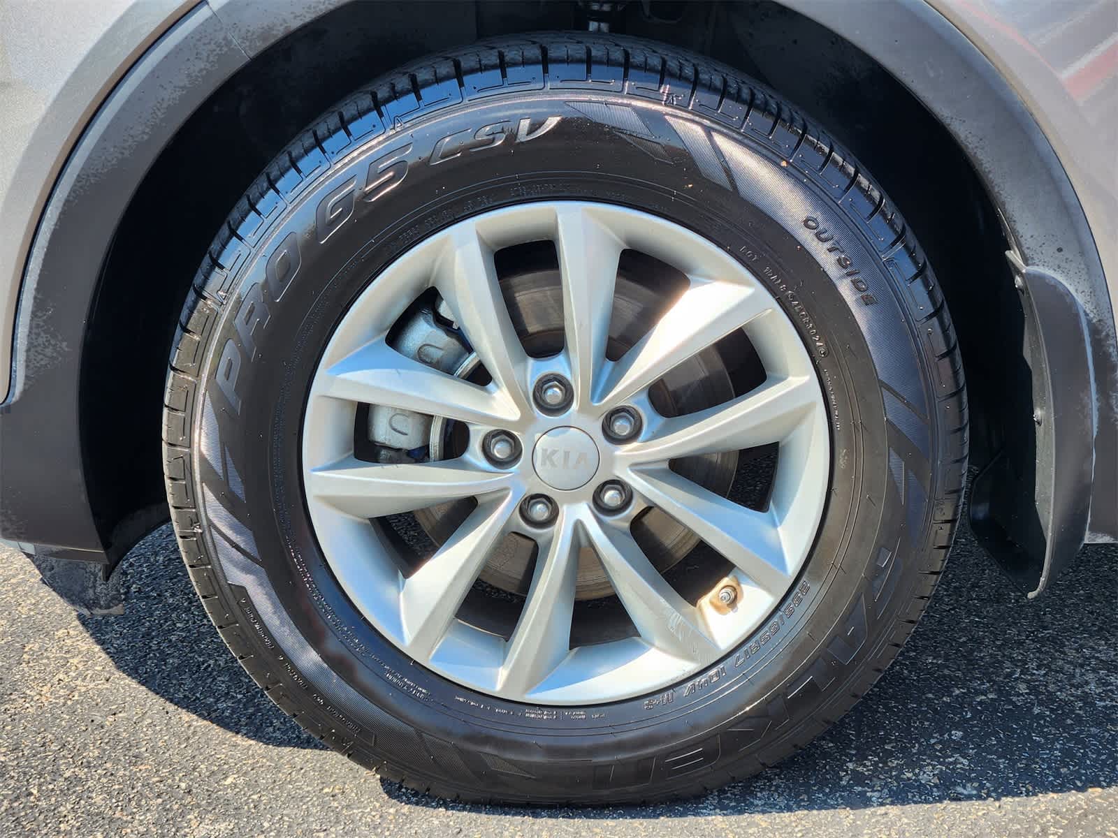 Thumbnail: 2016 Kia Sorento - 9