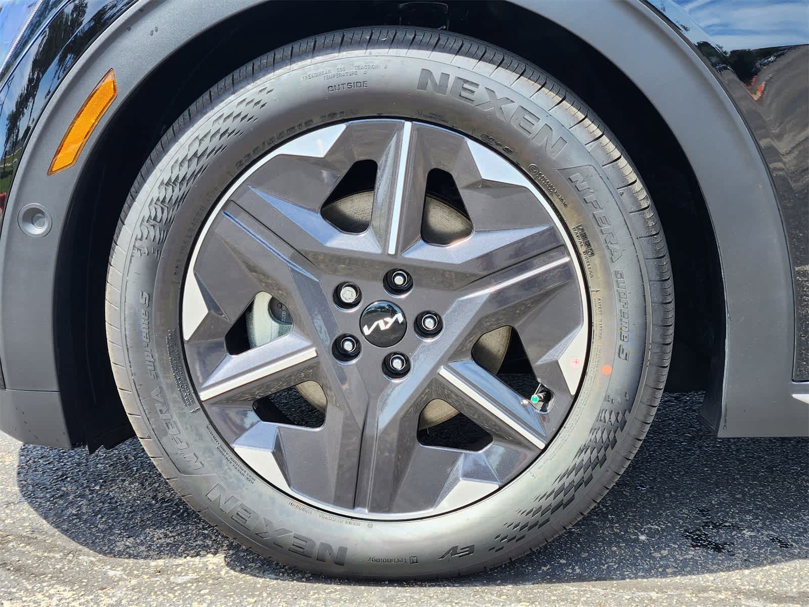 Thumbnail: 2025 Kia EV6 - 9