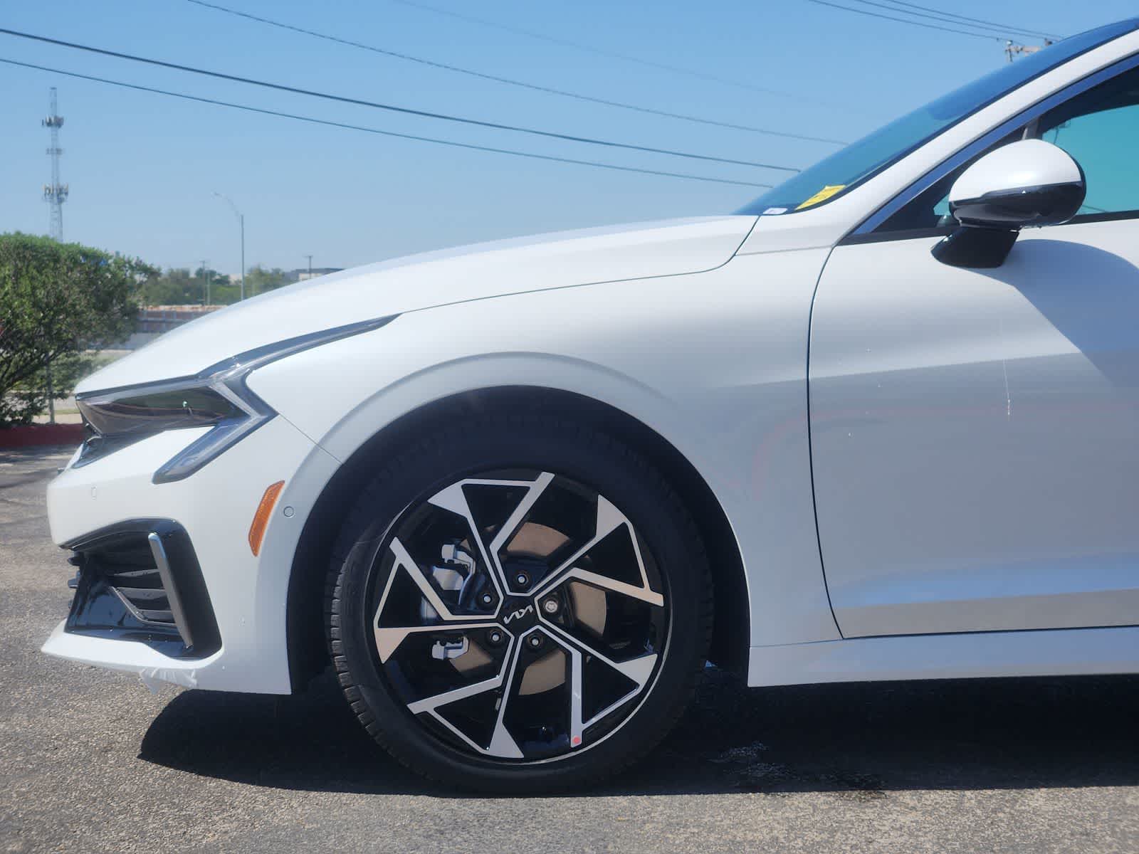 Thumbnail: 2026 Kia K5 - 8