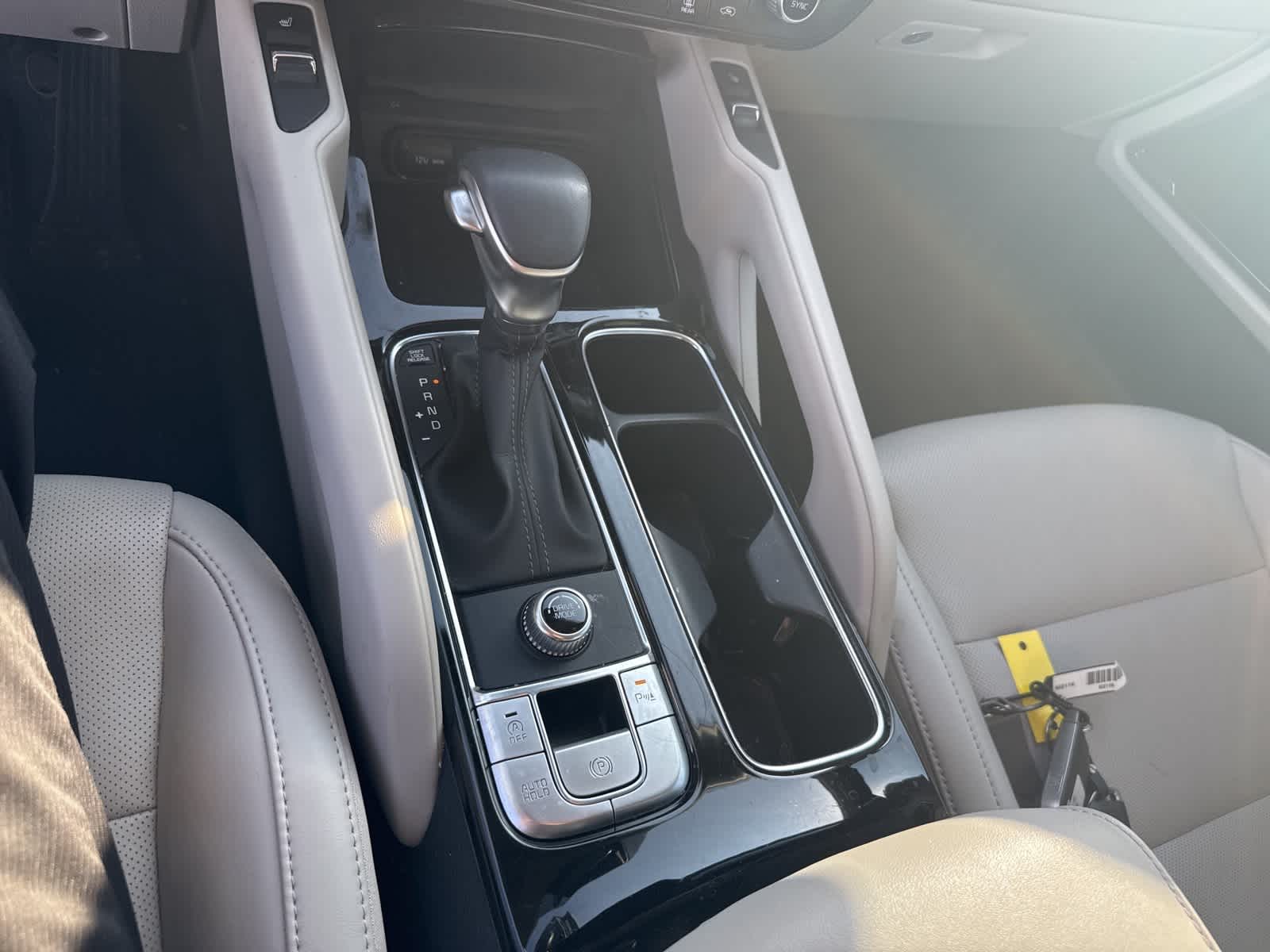 Thumbnail: 2024 Kia Telluride - 12