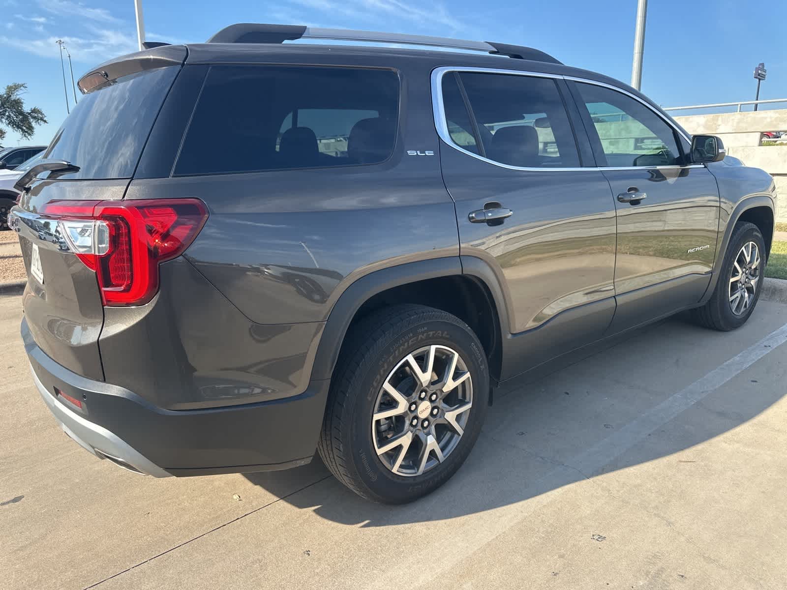 2020 Gmc Acadia SLE photo 4