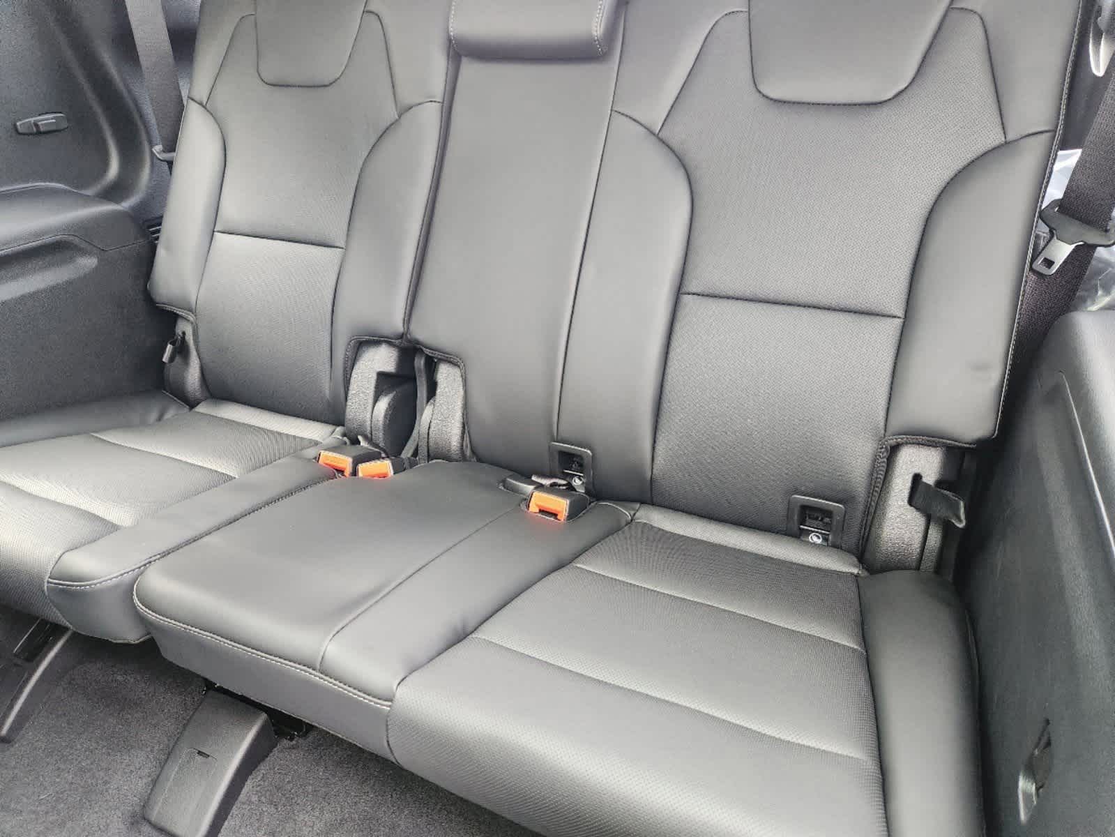 Thumbnail: 2025 Kia Telluride - 22