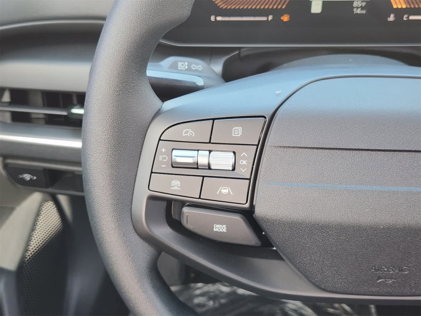 Thumbnail: 2025 Kia K4 - 25