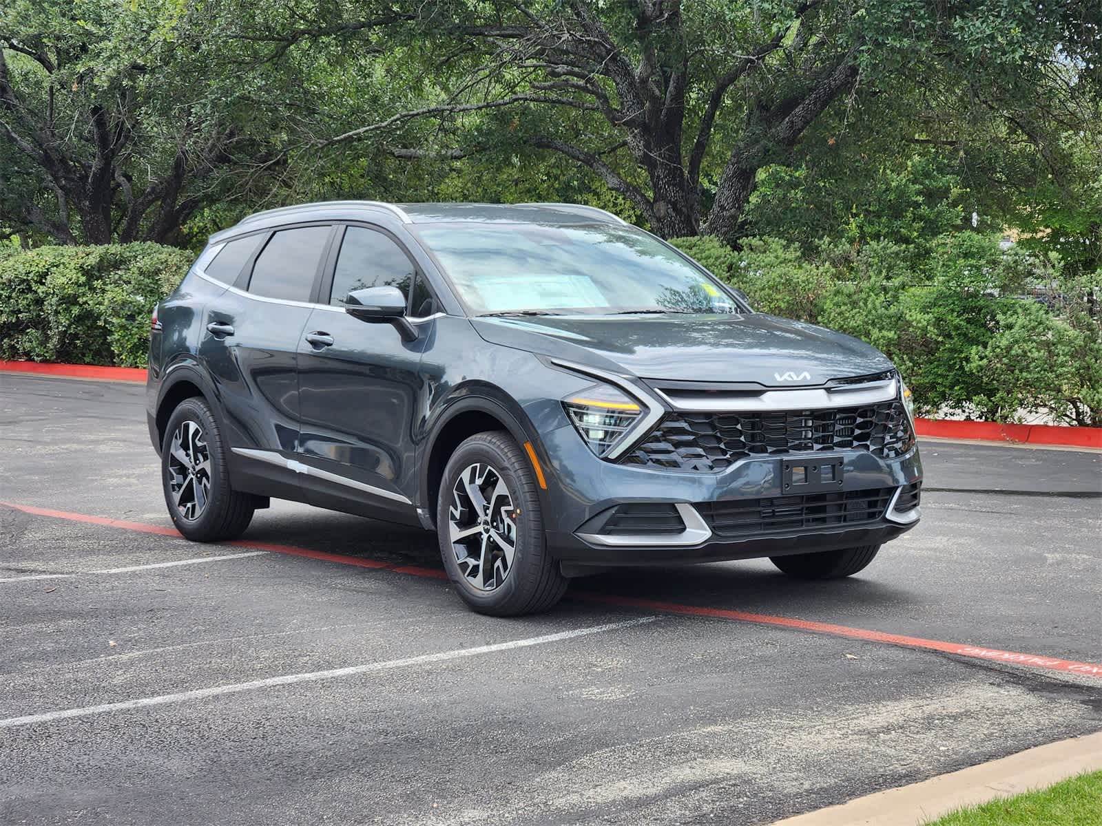 2025 Kia Sportage Hybrid EX photo 3