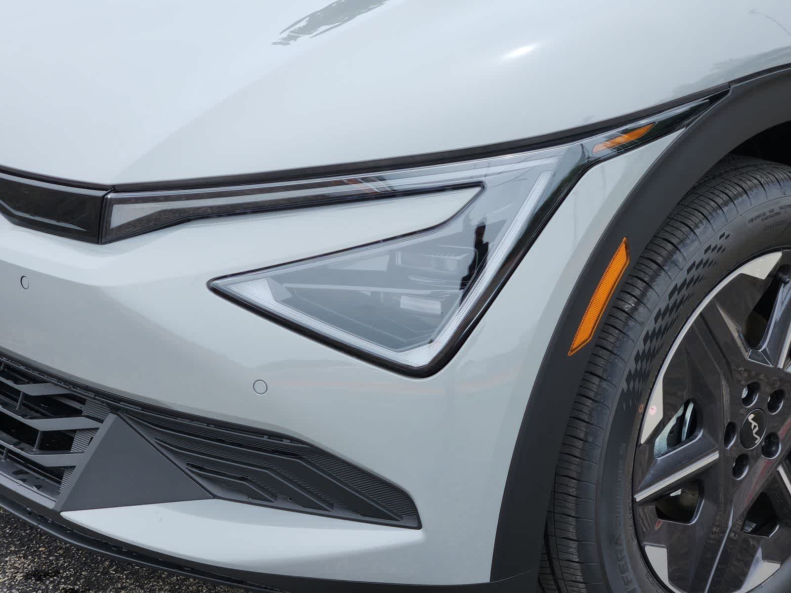 Thumbnail: 2026 Kia EV6 - 7