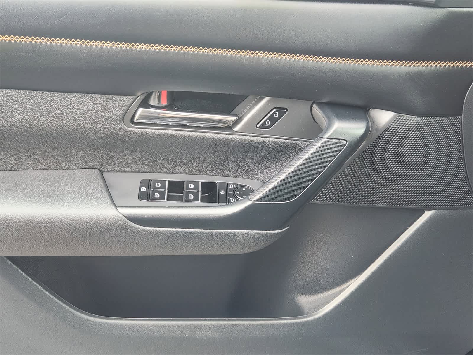 Thumbnail: 2023 Mazda CX-50 - 23