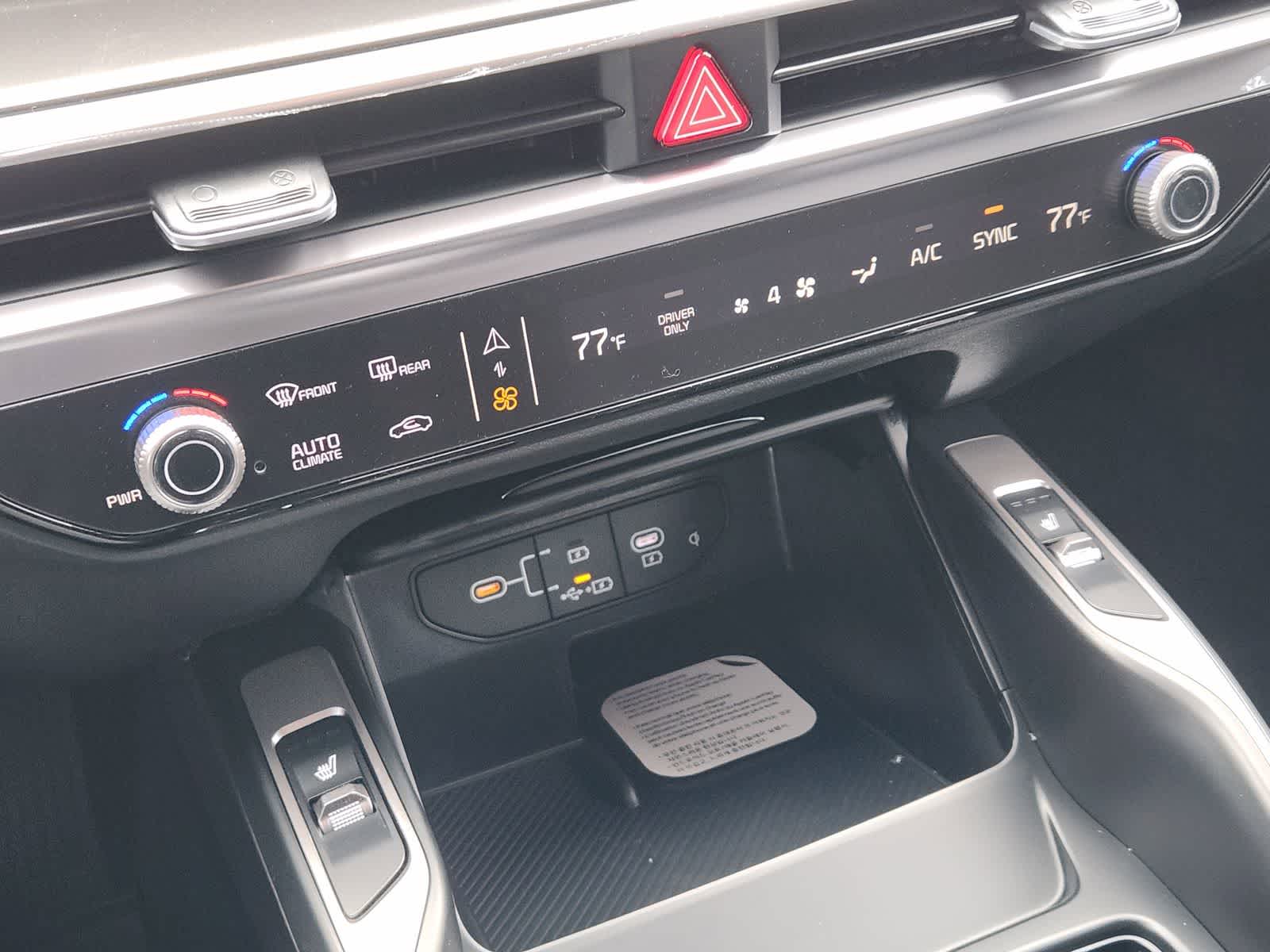 Thumbnail: 2026 Kia Sorento - 17