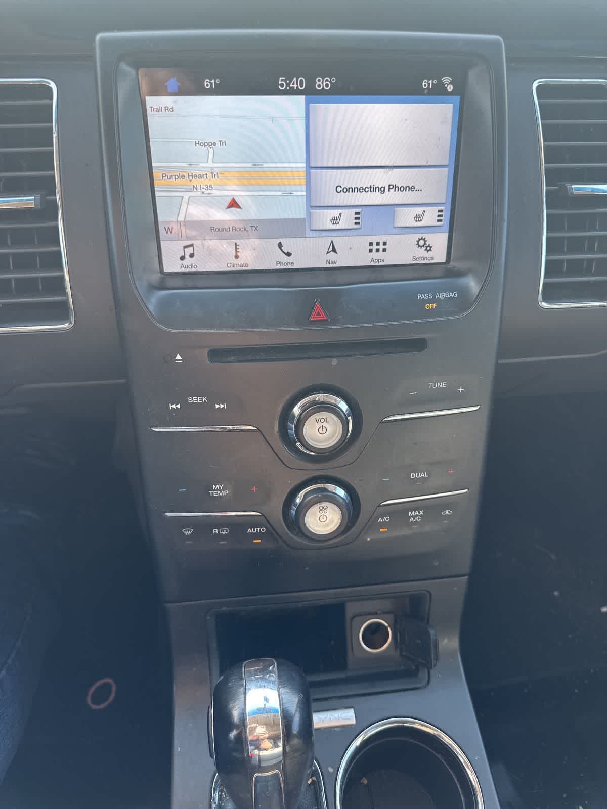 Thumbnail: 2018 Ford Flex - 18