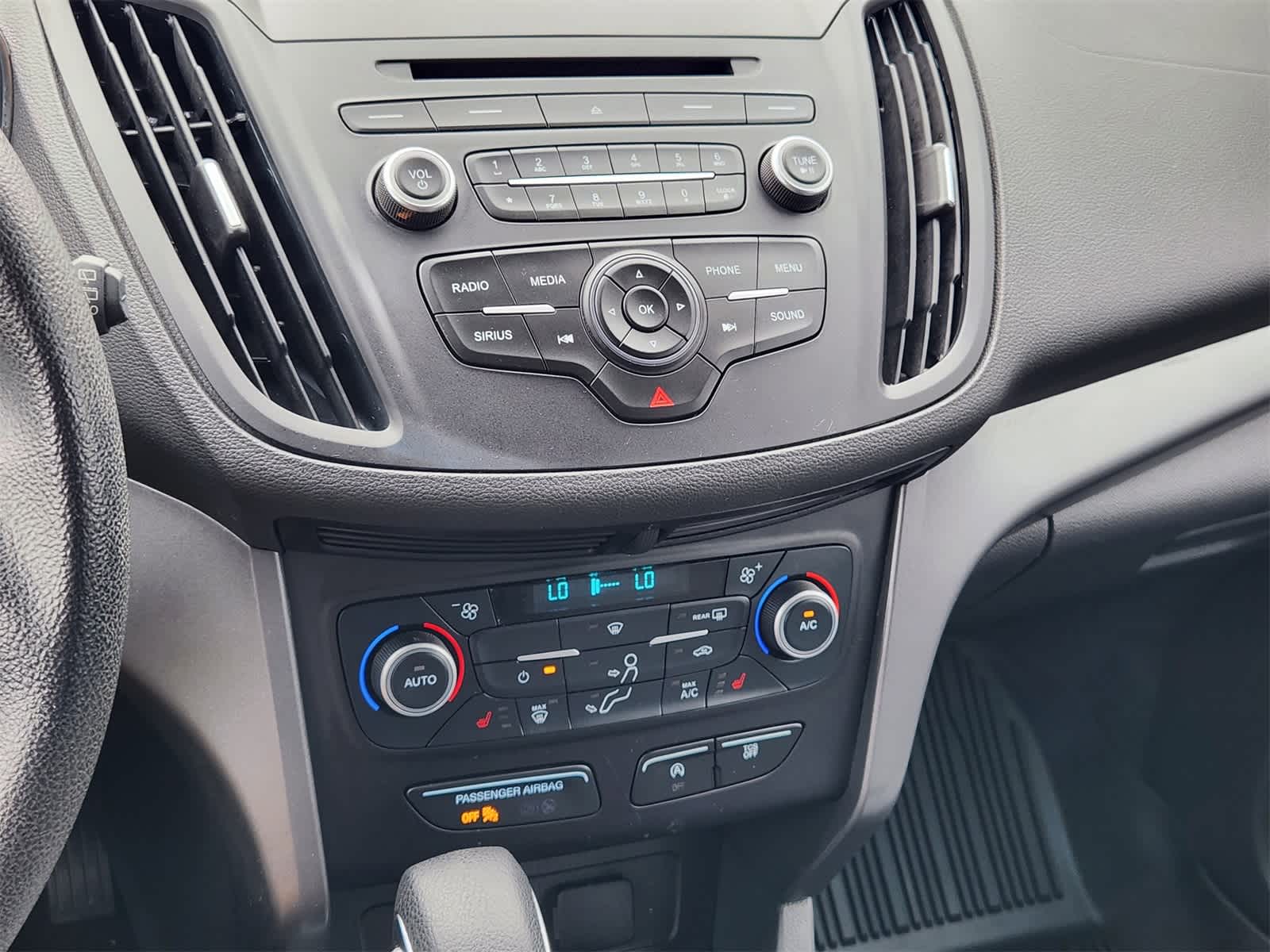 Thumbnail: 2018 Ford Escape - 18