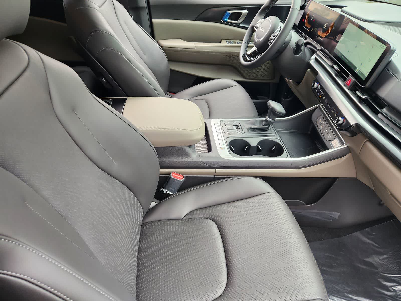 Thumbnail: 2026 Kia Carnival - 12