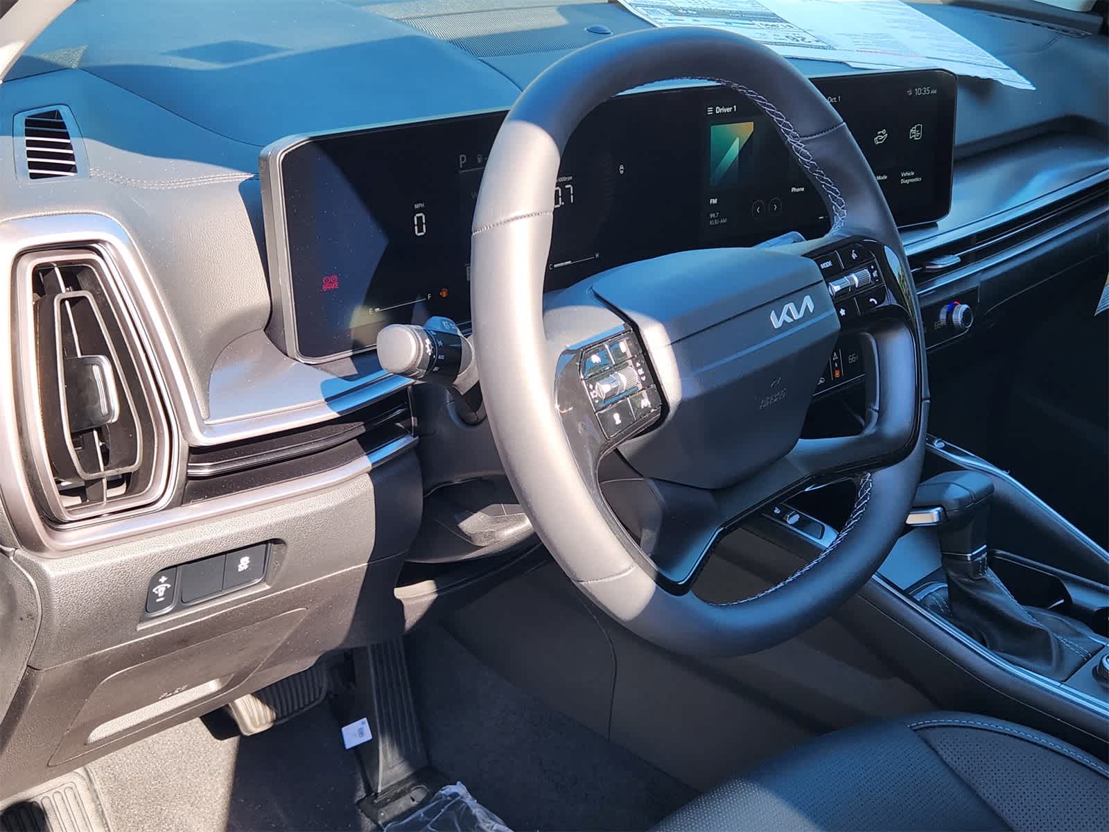 2026 Kia Sorento S photo 2