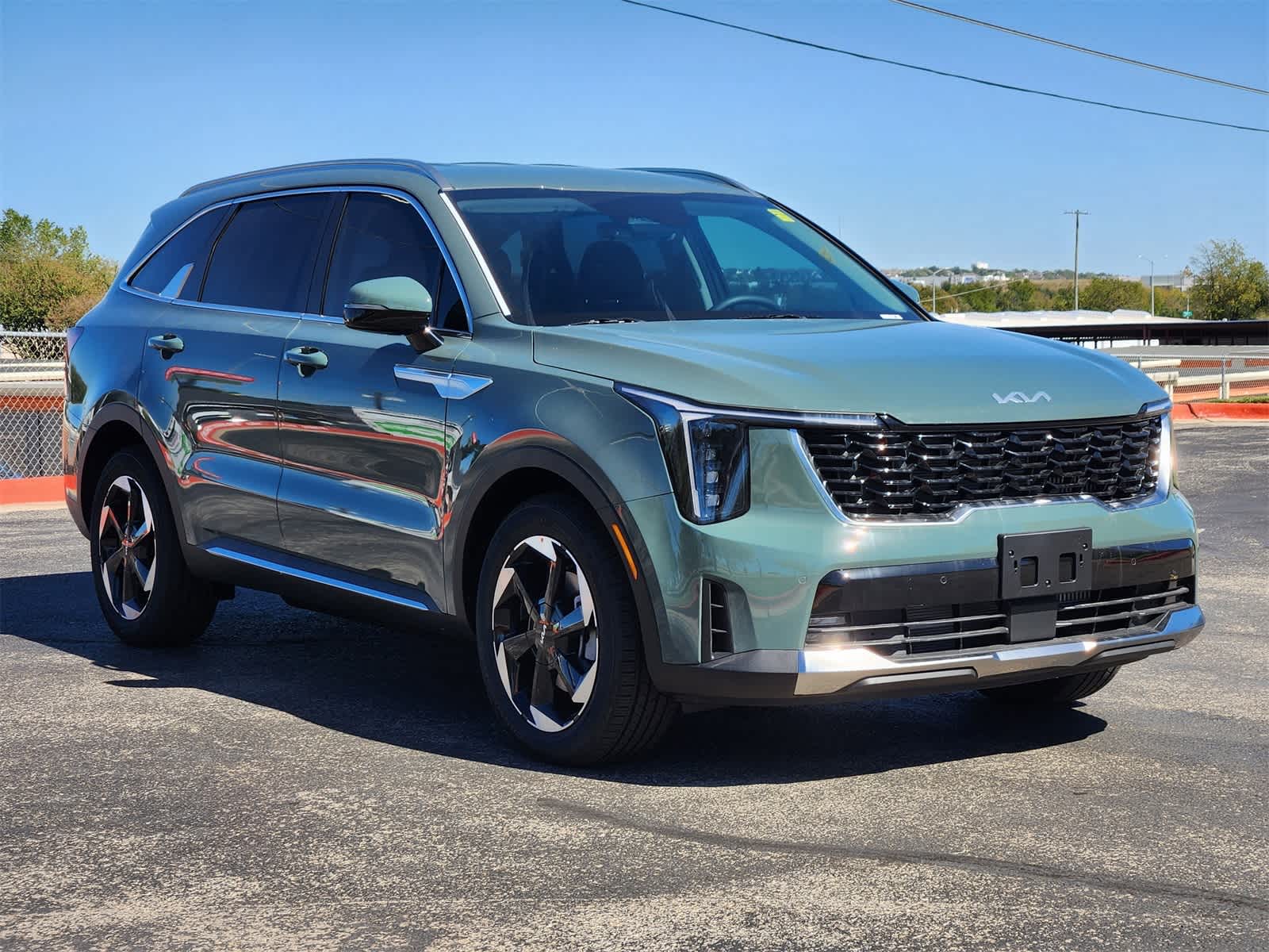 Thumbnail: 2026 Kia Sorento - 3