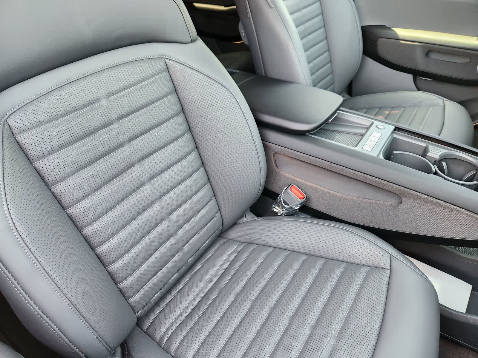 Thumbnail: 2026 Kia EV9 - 12