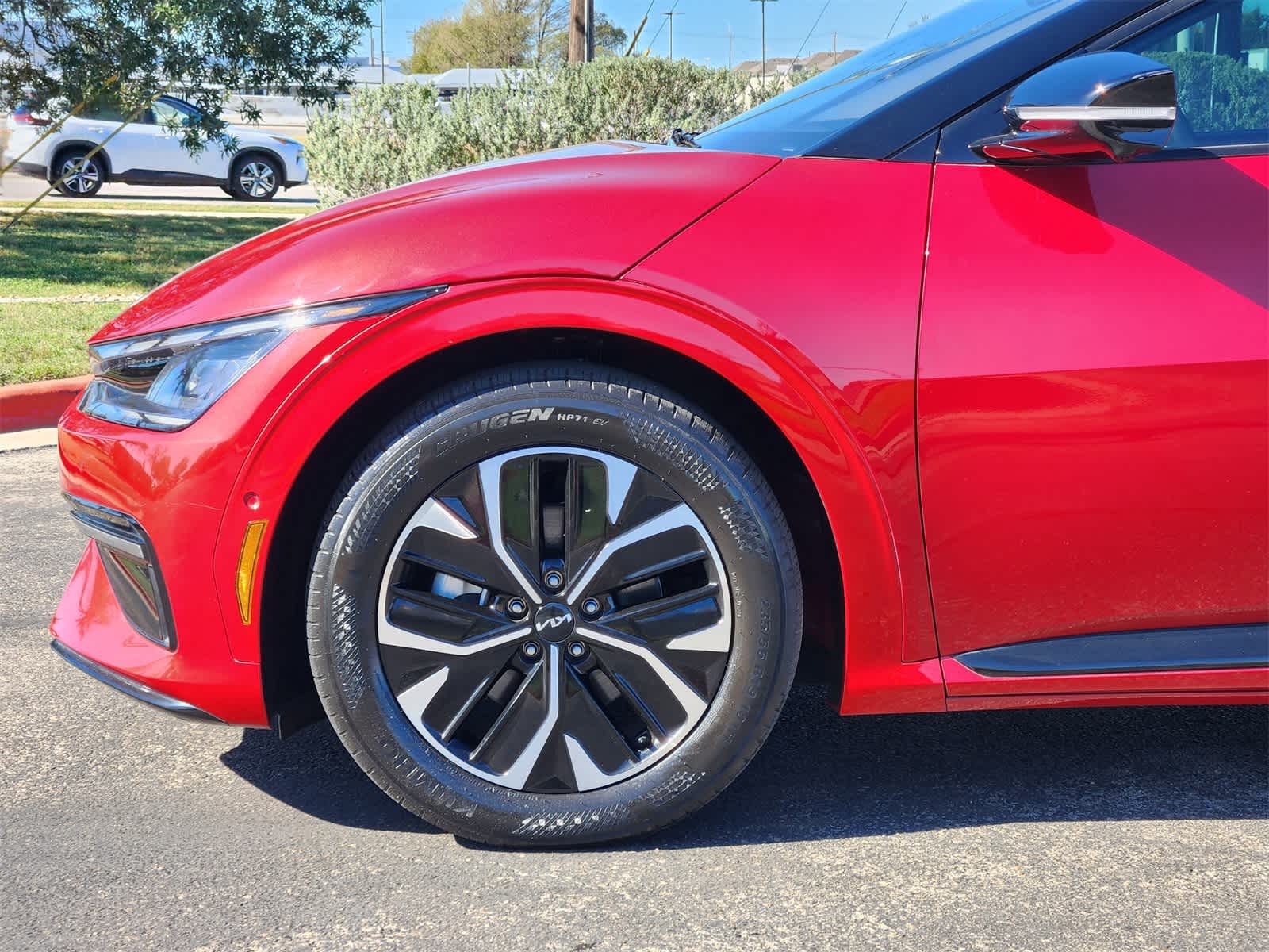 Thumbnail: 2023 Kia EV6 - 8