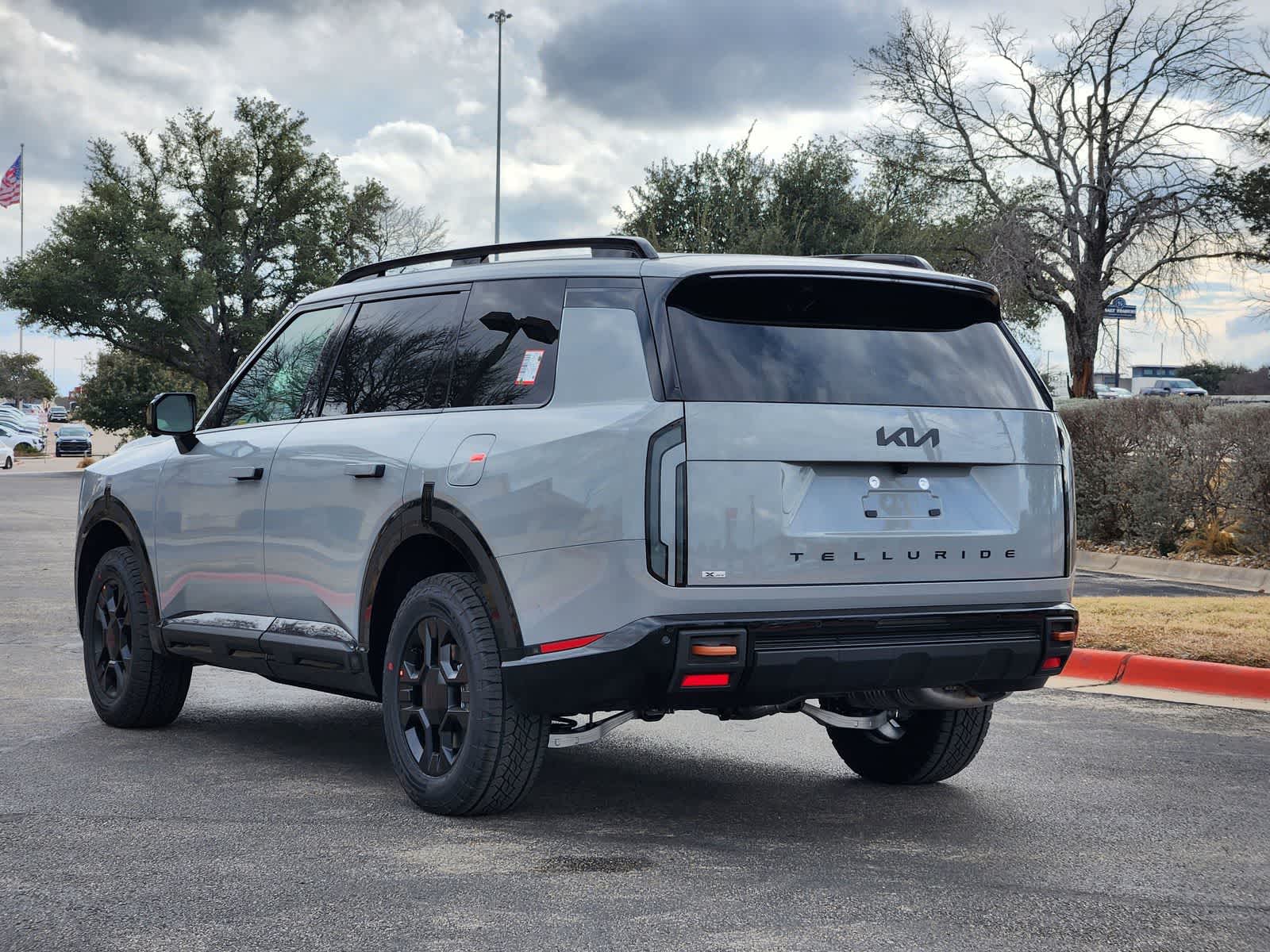 Thumbnail: 2027 Kia Telluride - 4