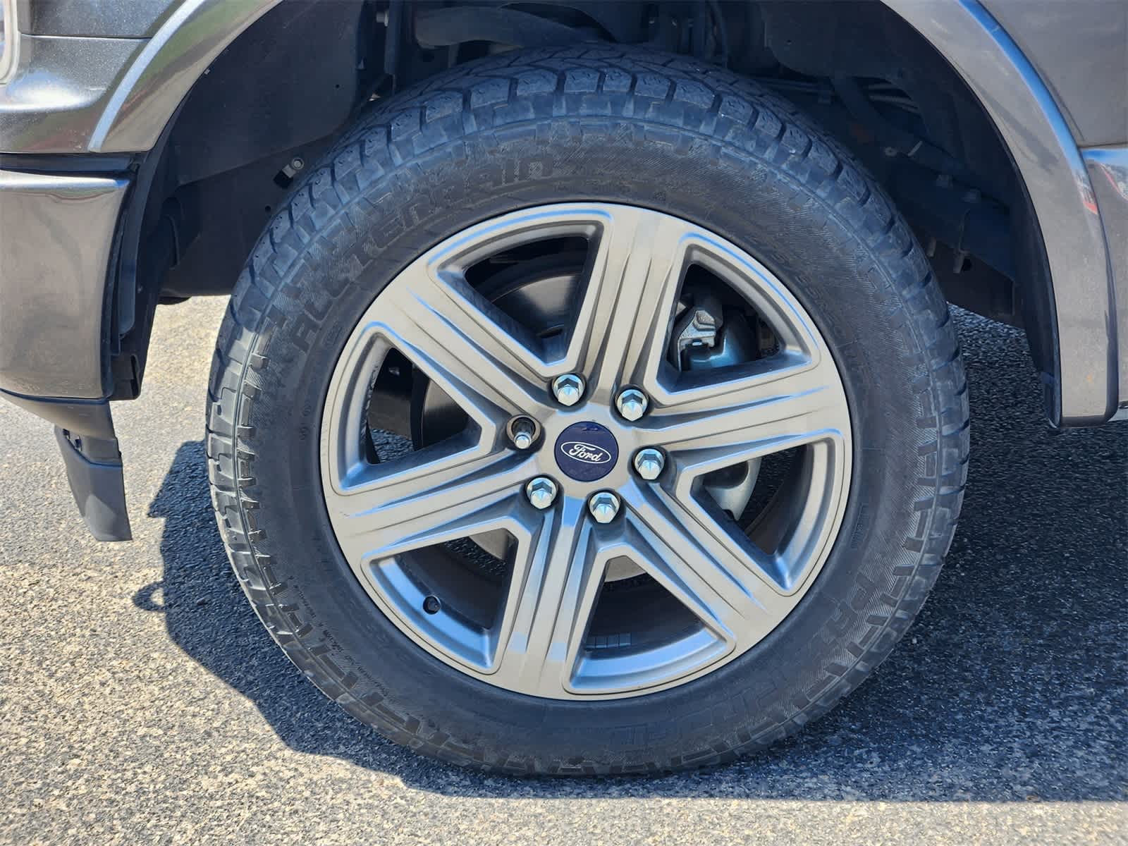 Thumbnail: 2018 Ford F-150 - 9