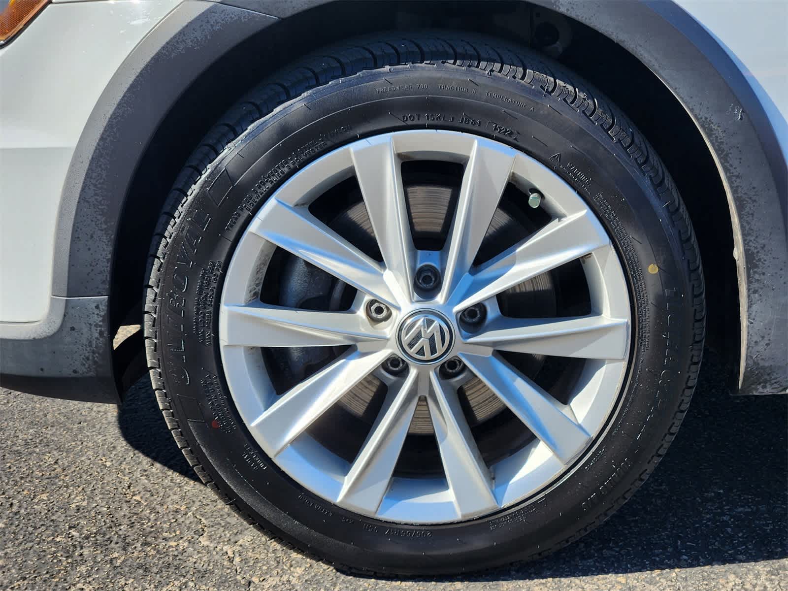 Thumbnail: 2017 Volkswagen Golf - 9