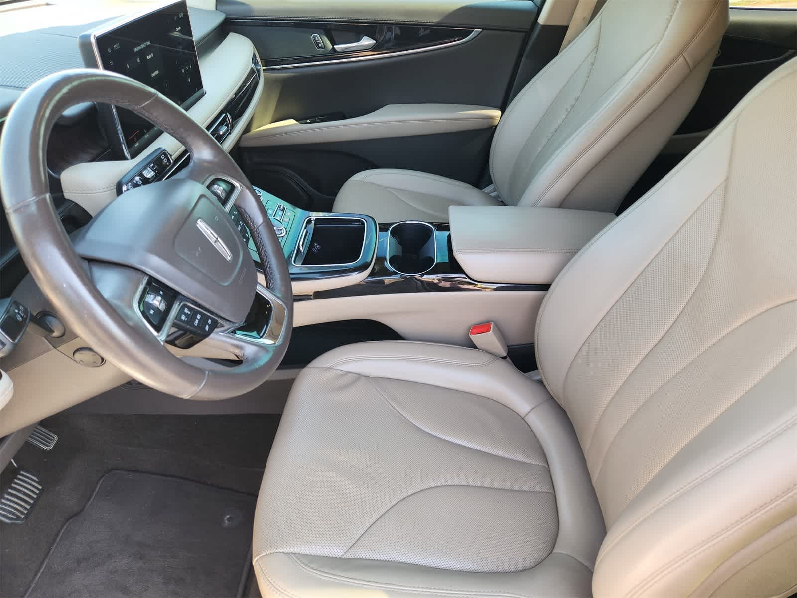 Thumbnail: 2022 Lincoln Nautilus - 13