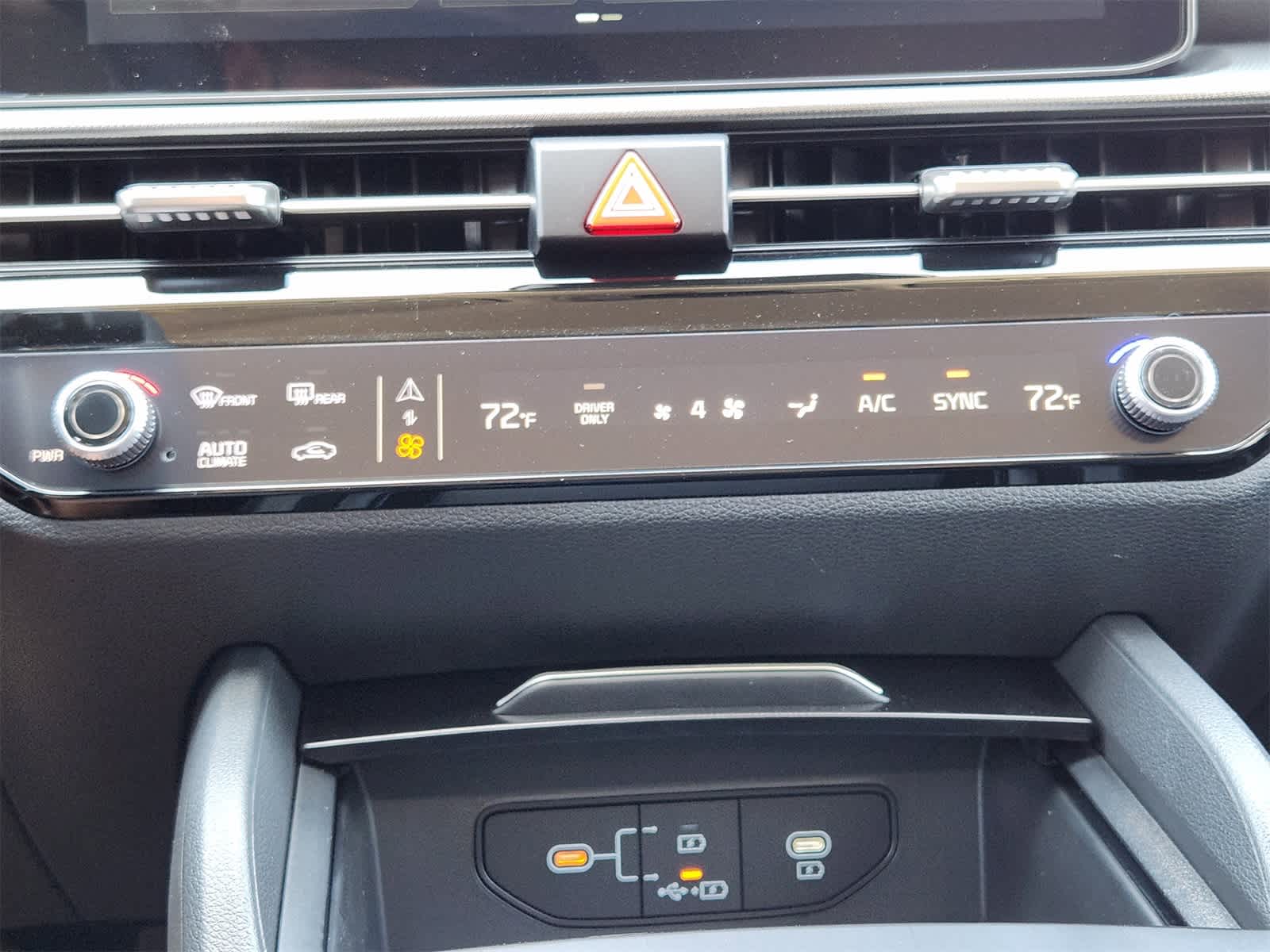 Thumbnail: 2026 Kia Sportage - 17