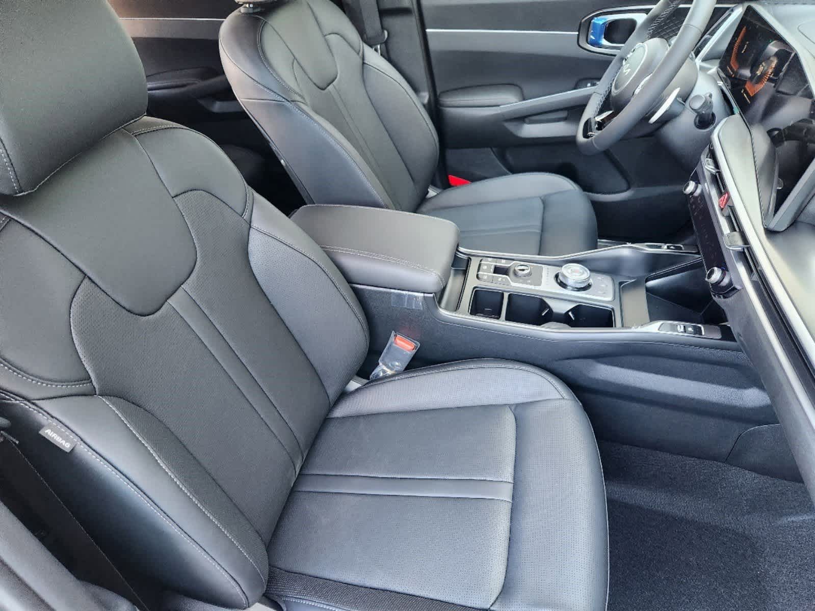 Thumbnail: 2025 Kia Sorento - 10