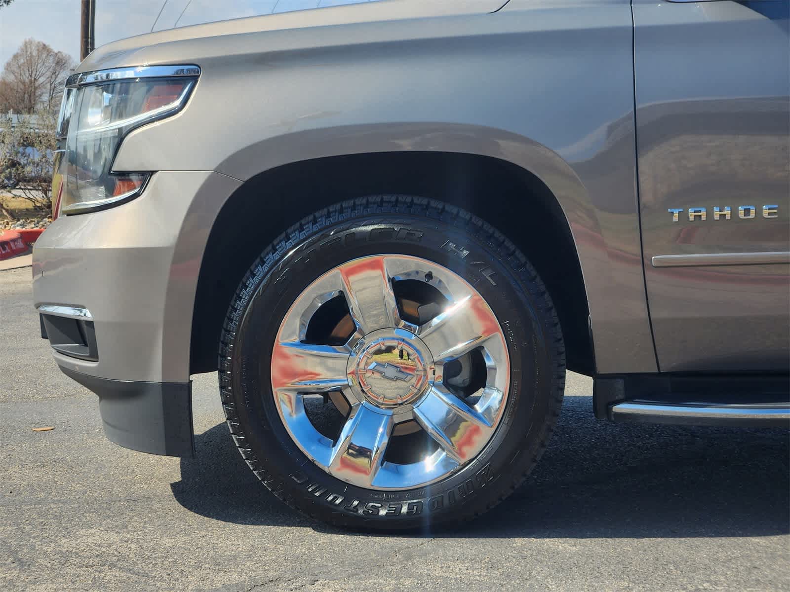 Thumbnail: 2018 Chevrolet Tahoe - 8