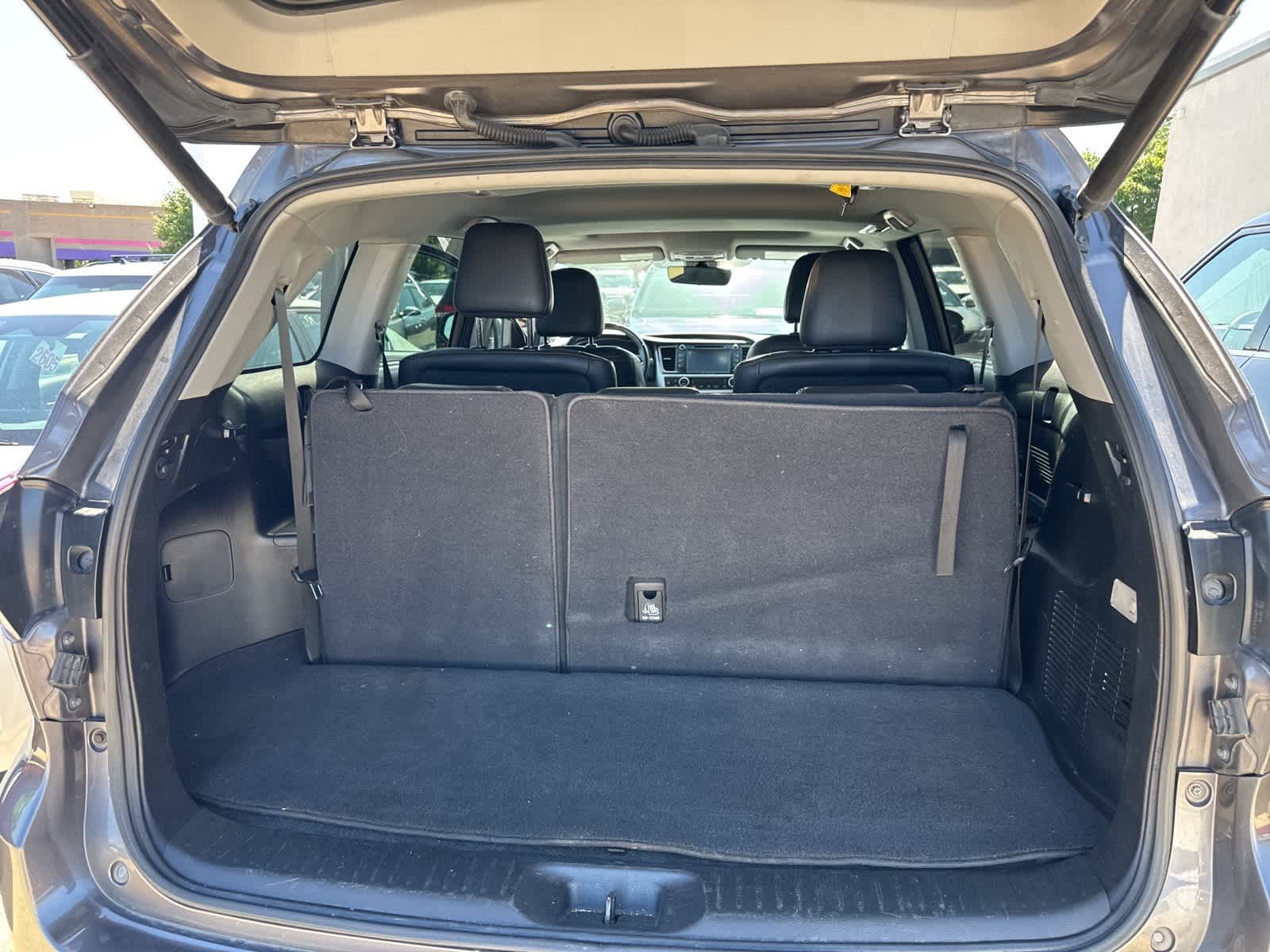 2017 Toyota Highlander XLE 10
